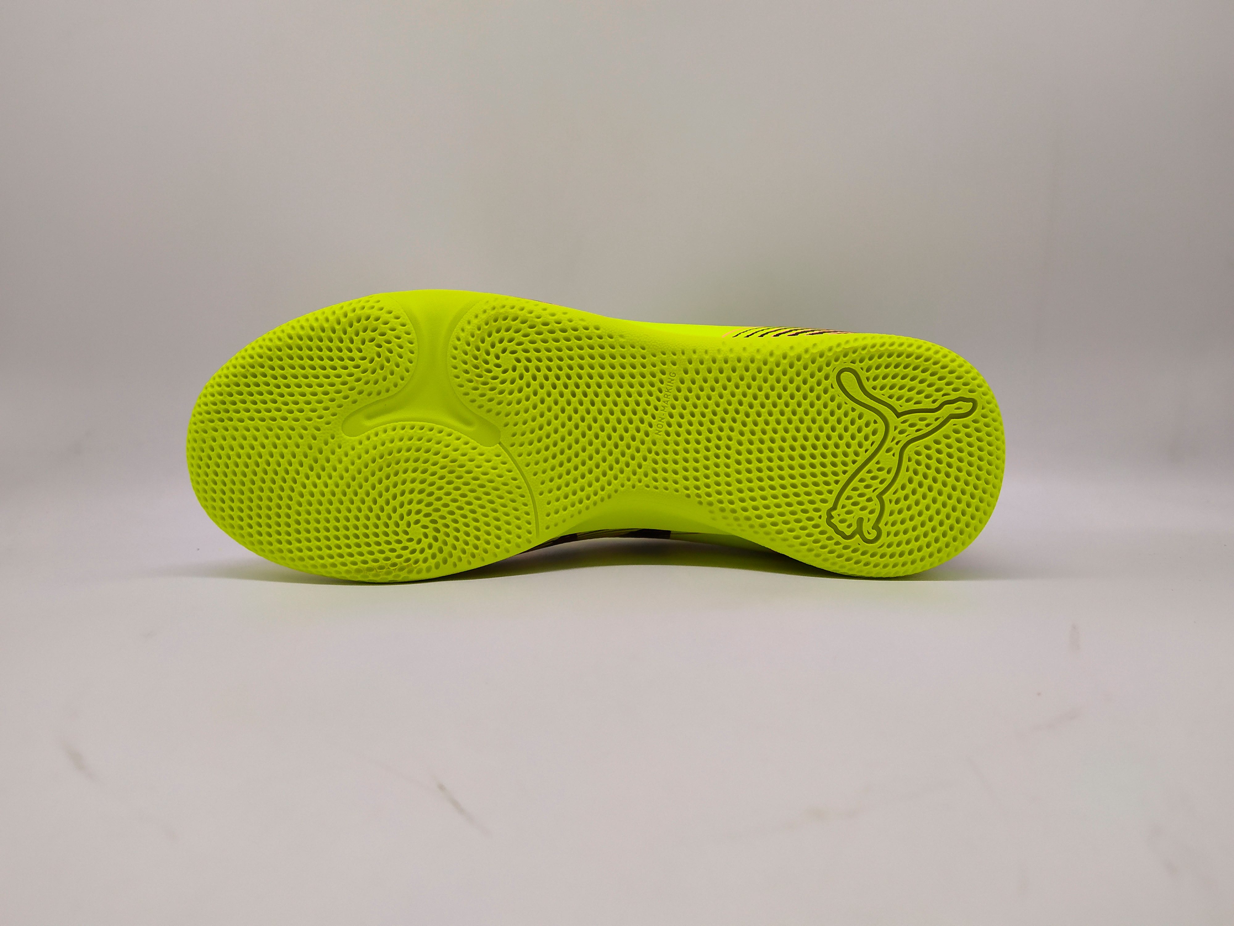 PUMA Zaalschoenen FUTURE 8 PLAY IT JR