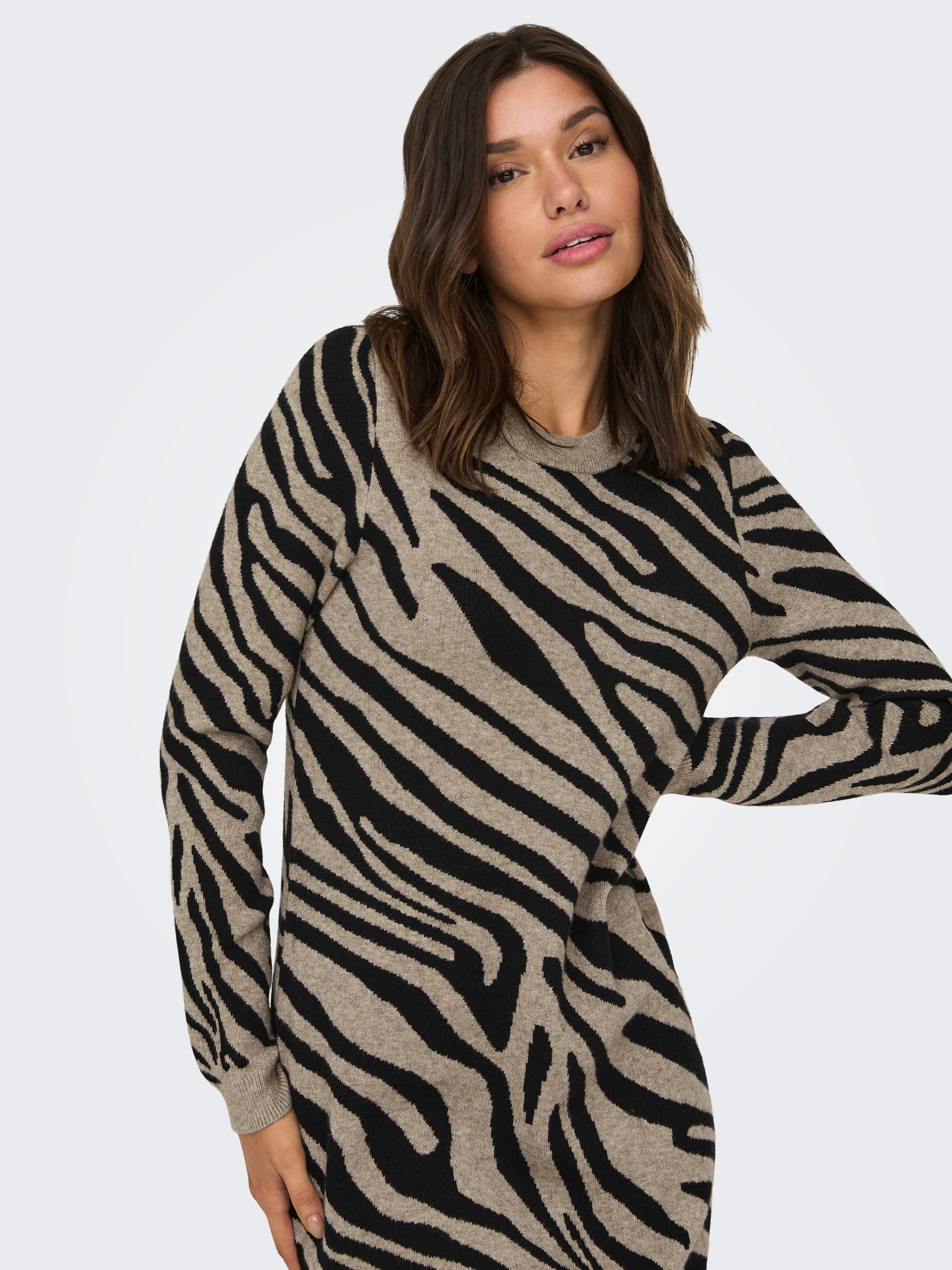 Only Gebreide jurk ONLJENNI LS ANIMAL DRESS EX KNT