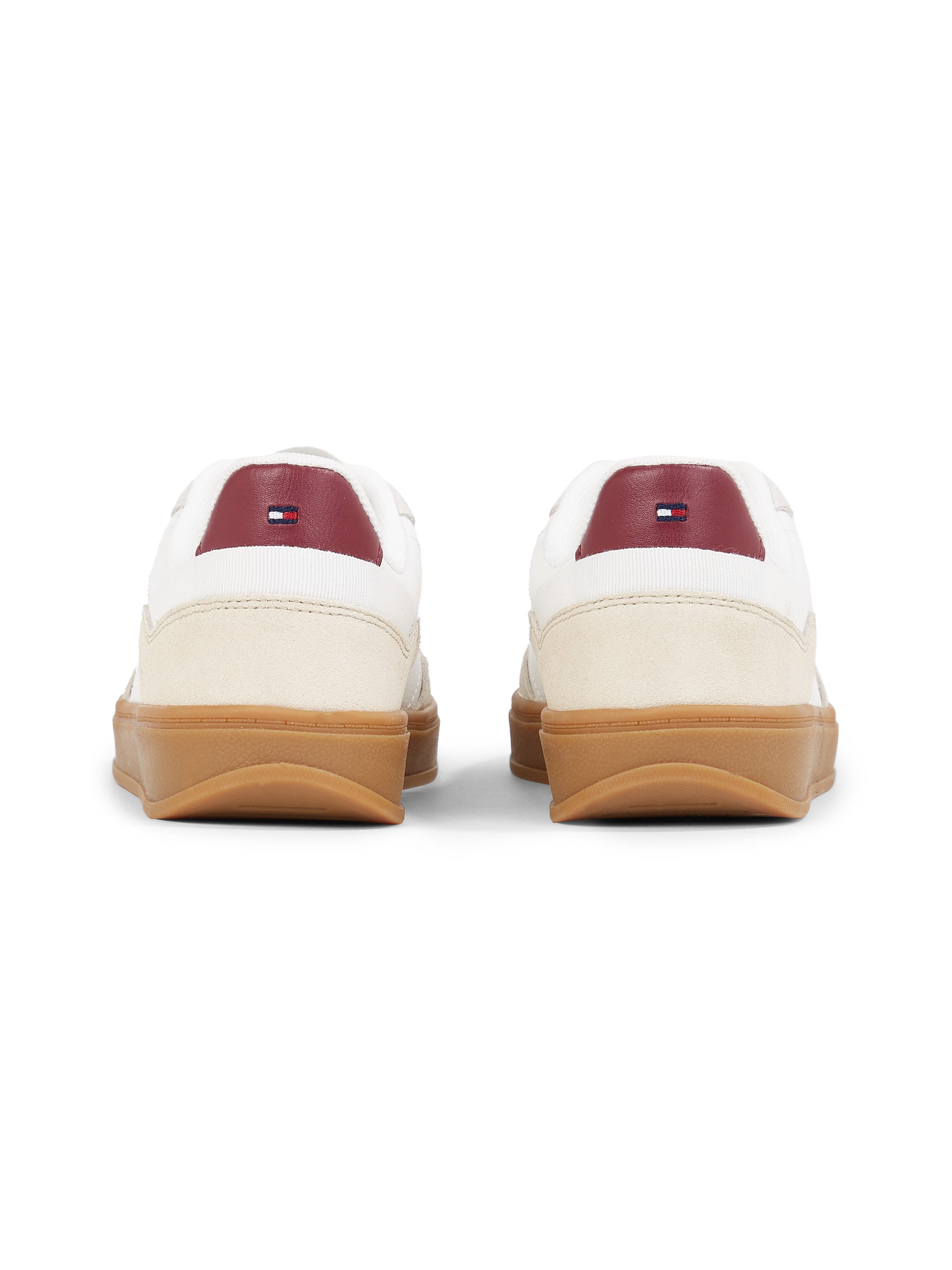 Tommy Hilfiger Plateausneakers TH HERITAGE COURT SNEAKER LTHR , plateau, veterschoen, vrijetijdsschoen, lage schoen met th-logo borduursel