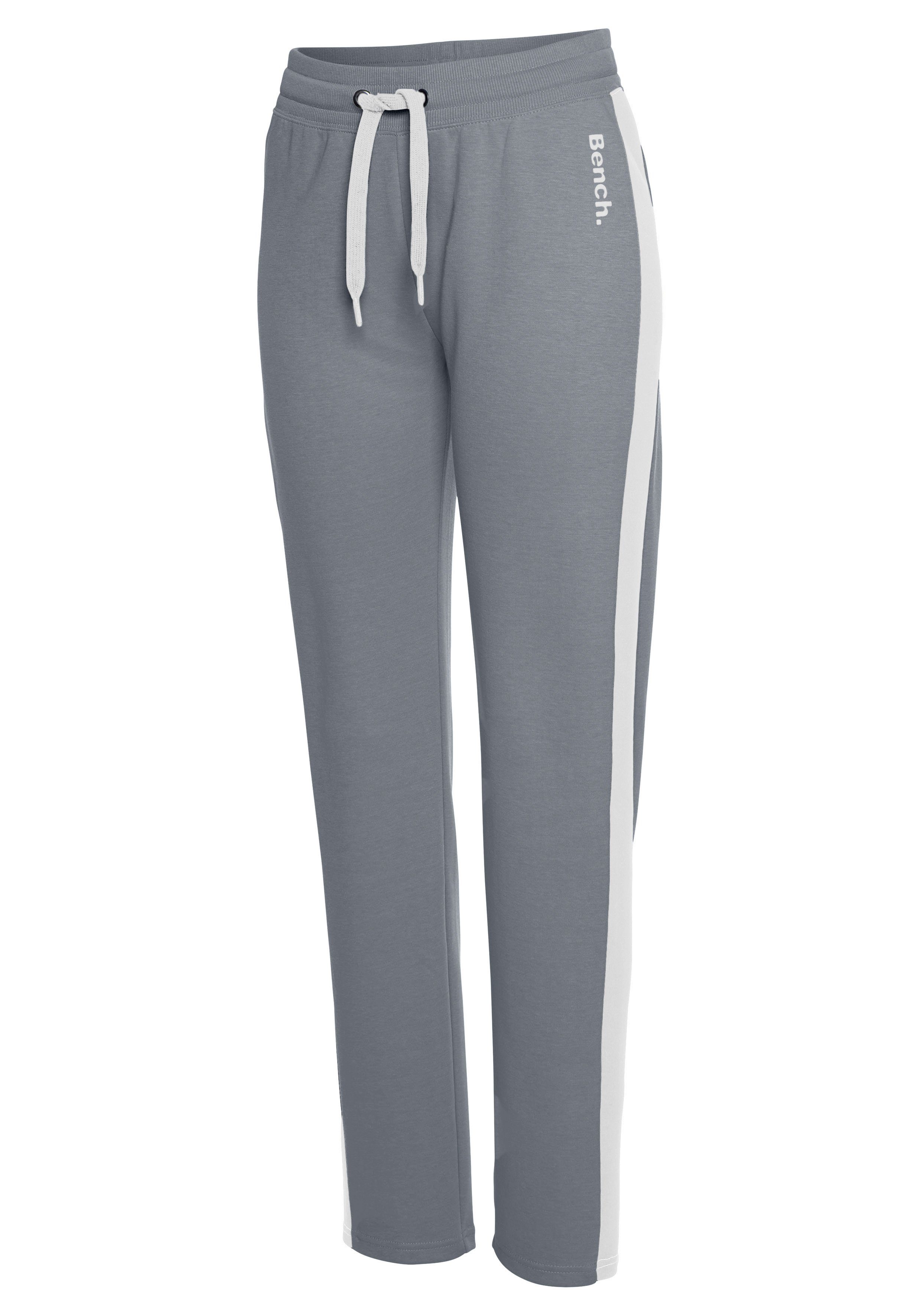 Bench. Loungewear Loungebroek met zijstrepen en rechte pijpen, loungepak