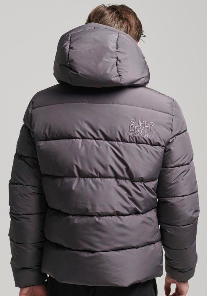 Superdry Gewatteerde jas HOODED SPORTS PUFFR JACKET met contrastkleurig borduursel