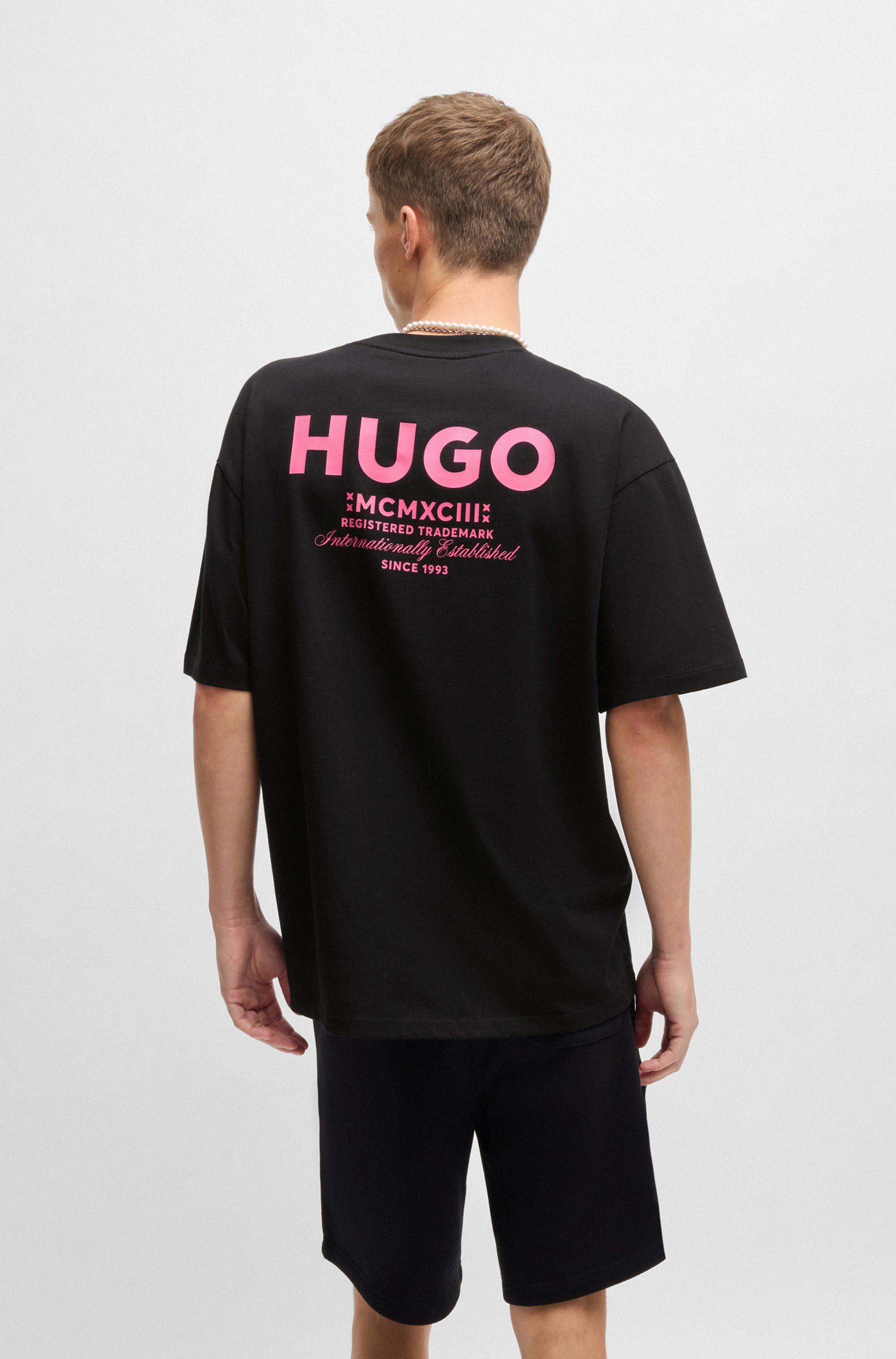 OTTO HUGO Blue T-shirt Nalono met logoprint, oversized look met backprint heren t-shirts maat XL zwart