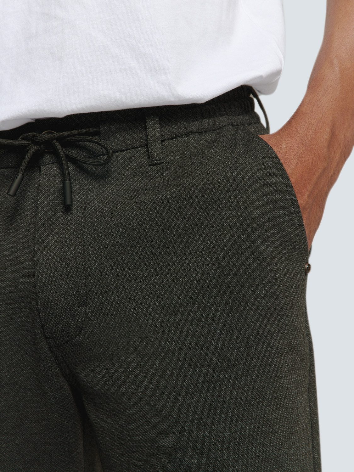 NO EXCESS Chino met leuke structuur