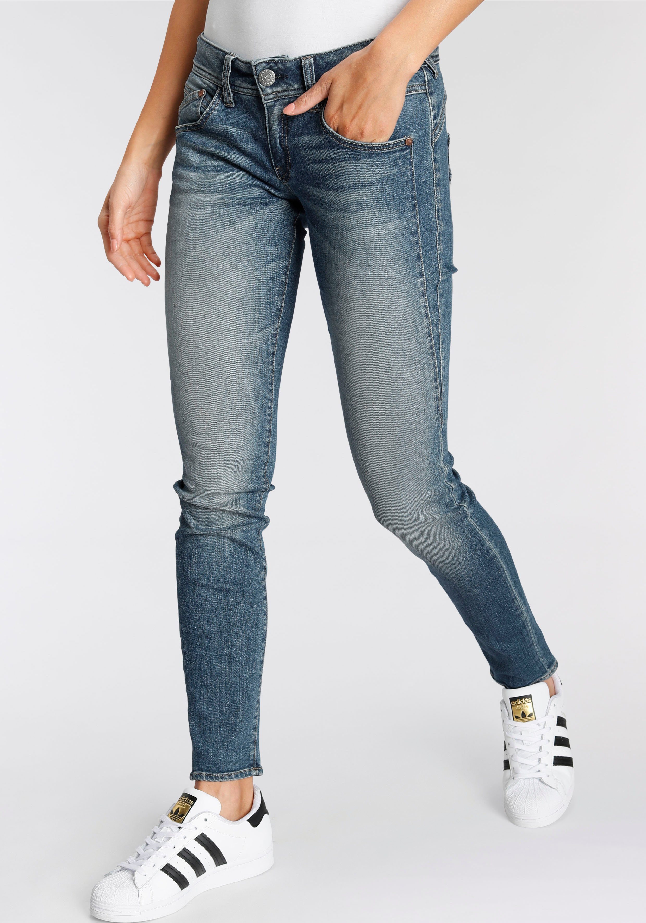 Herrlicher Slim fit jeans GILA SLIM ORGANIC DENIM milieuvriendelijk dankzij kitotex technology