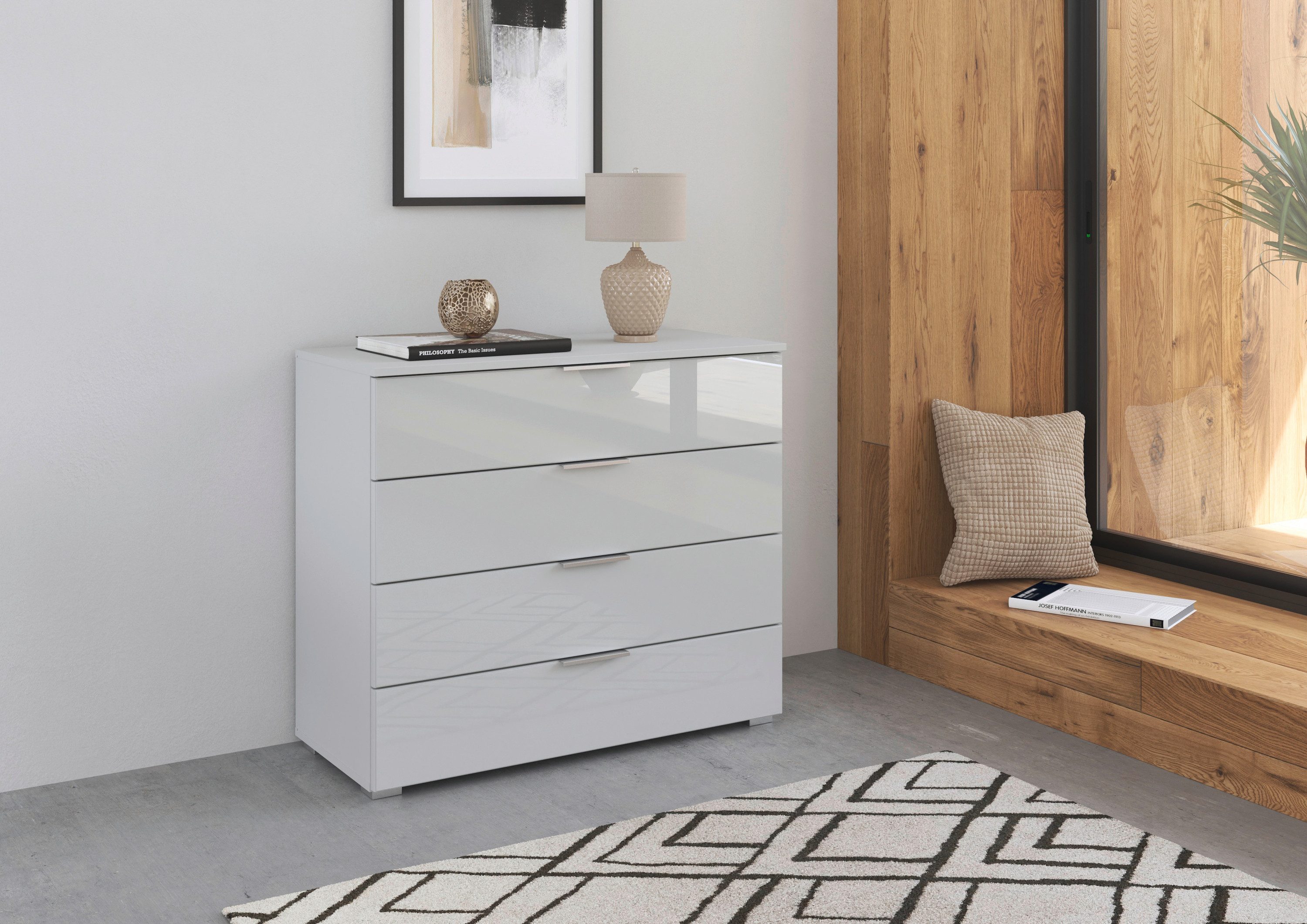 rauch Ladekast Sideboard AGORDO met glazen front Breedte 93 cm met 4 grote lades voor veel opbergruimte MADE IN GERMANY