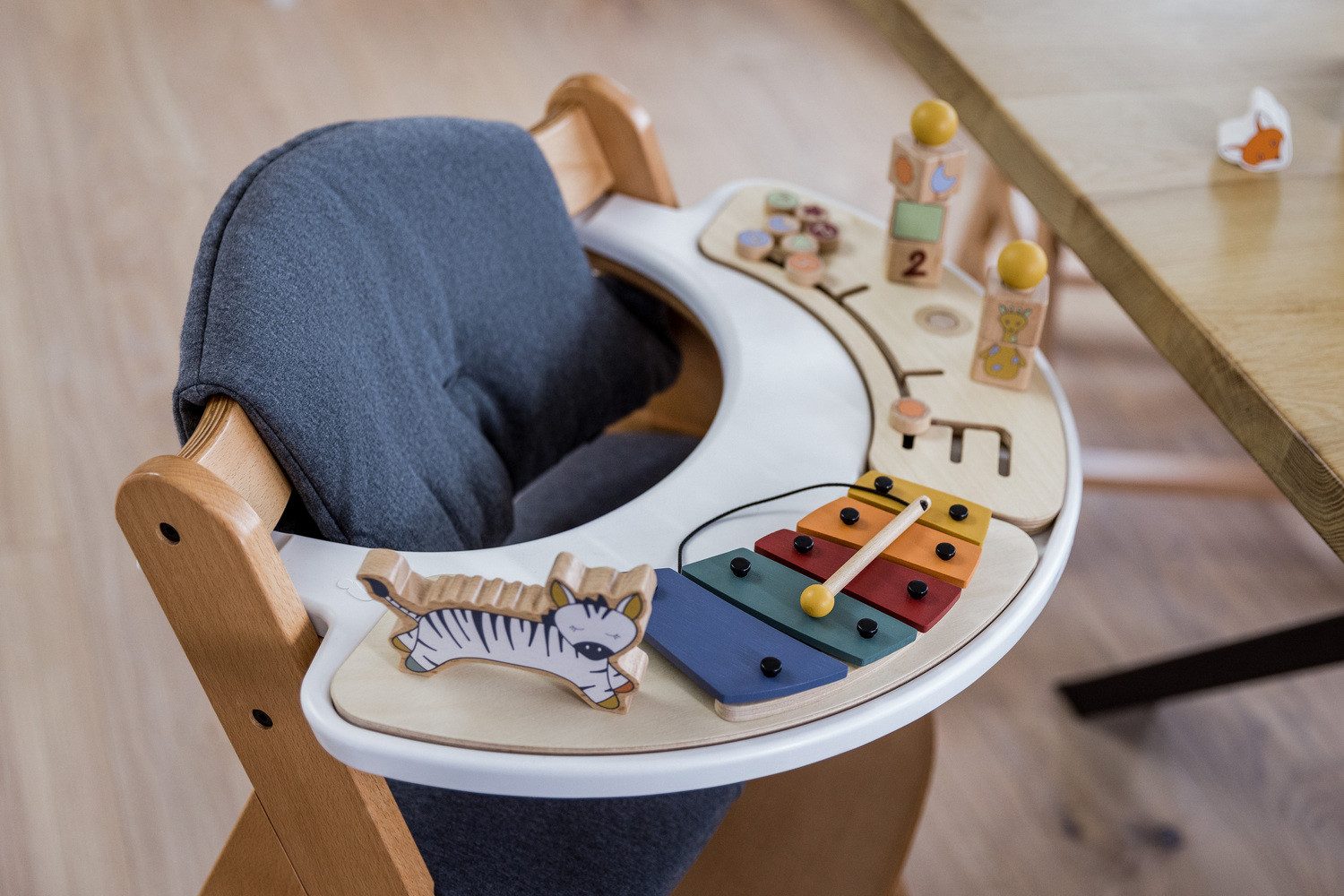 Hauck Kinderstoeltafeltje Alpha Play Tray, White van gerecycled materiaal