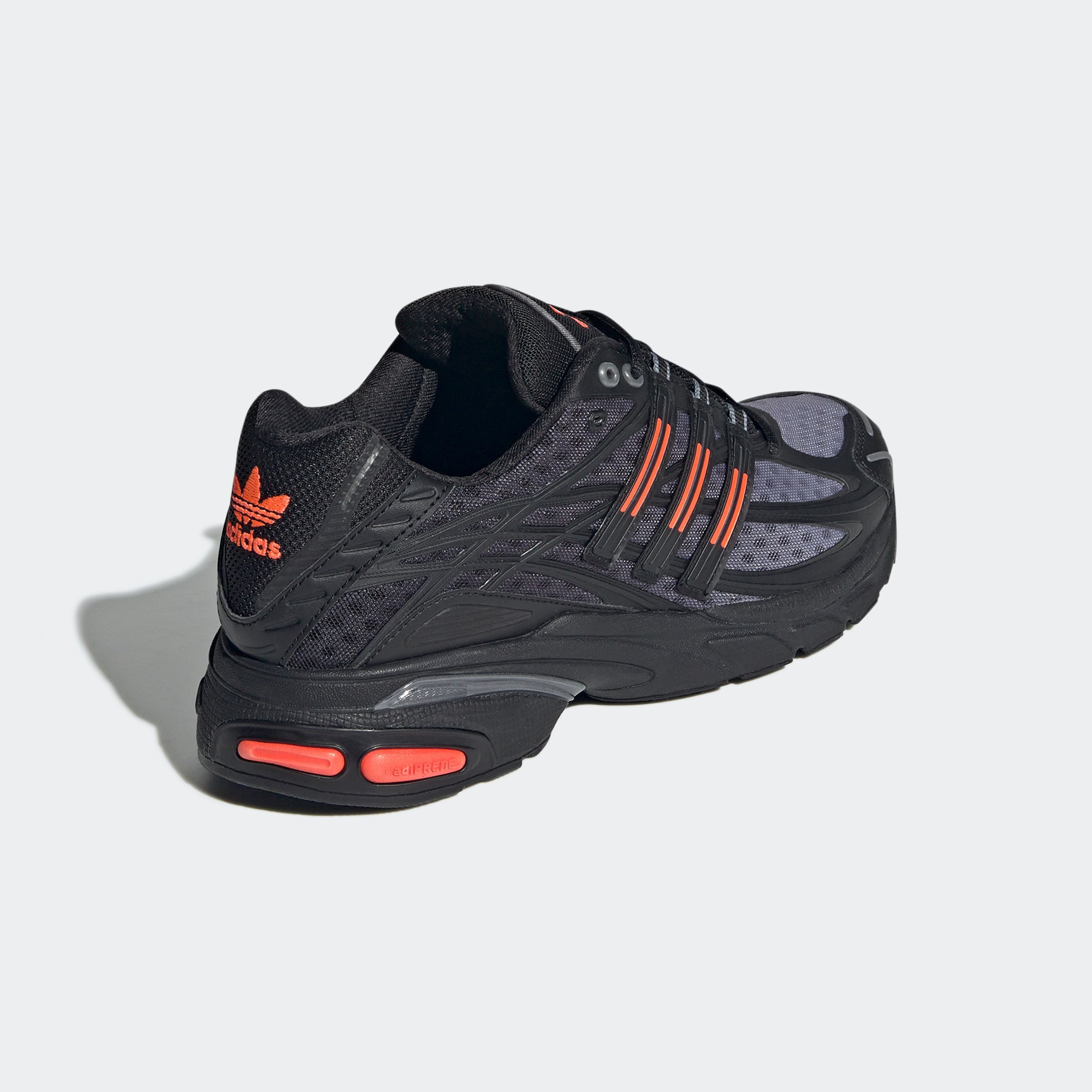 adidas Originals Sneakers