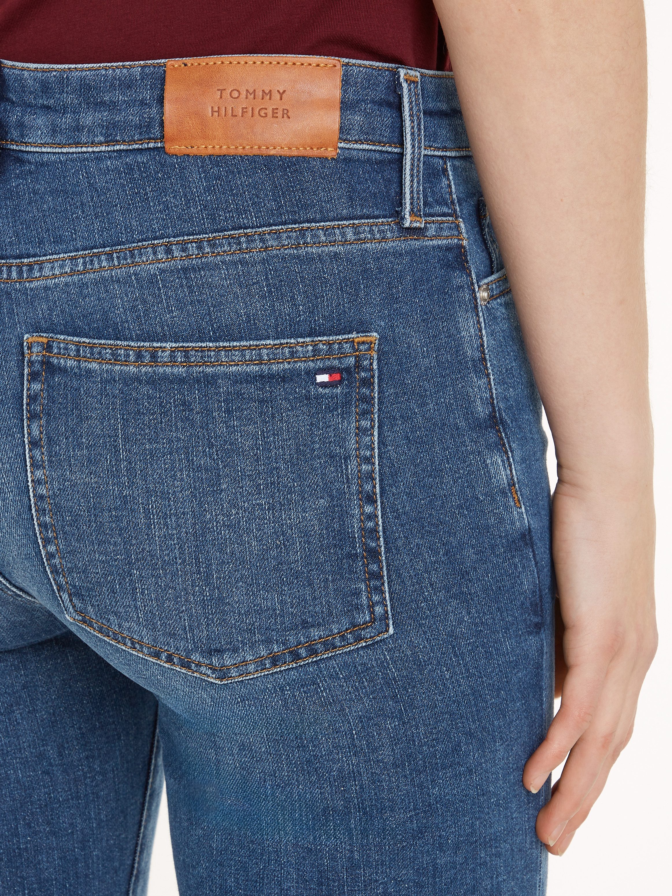 Tommy Hilfiger Bootcut jeans BOOTCUT RW CLER met logo-badge