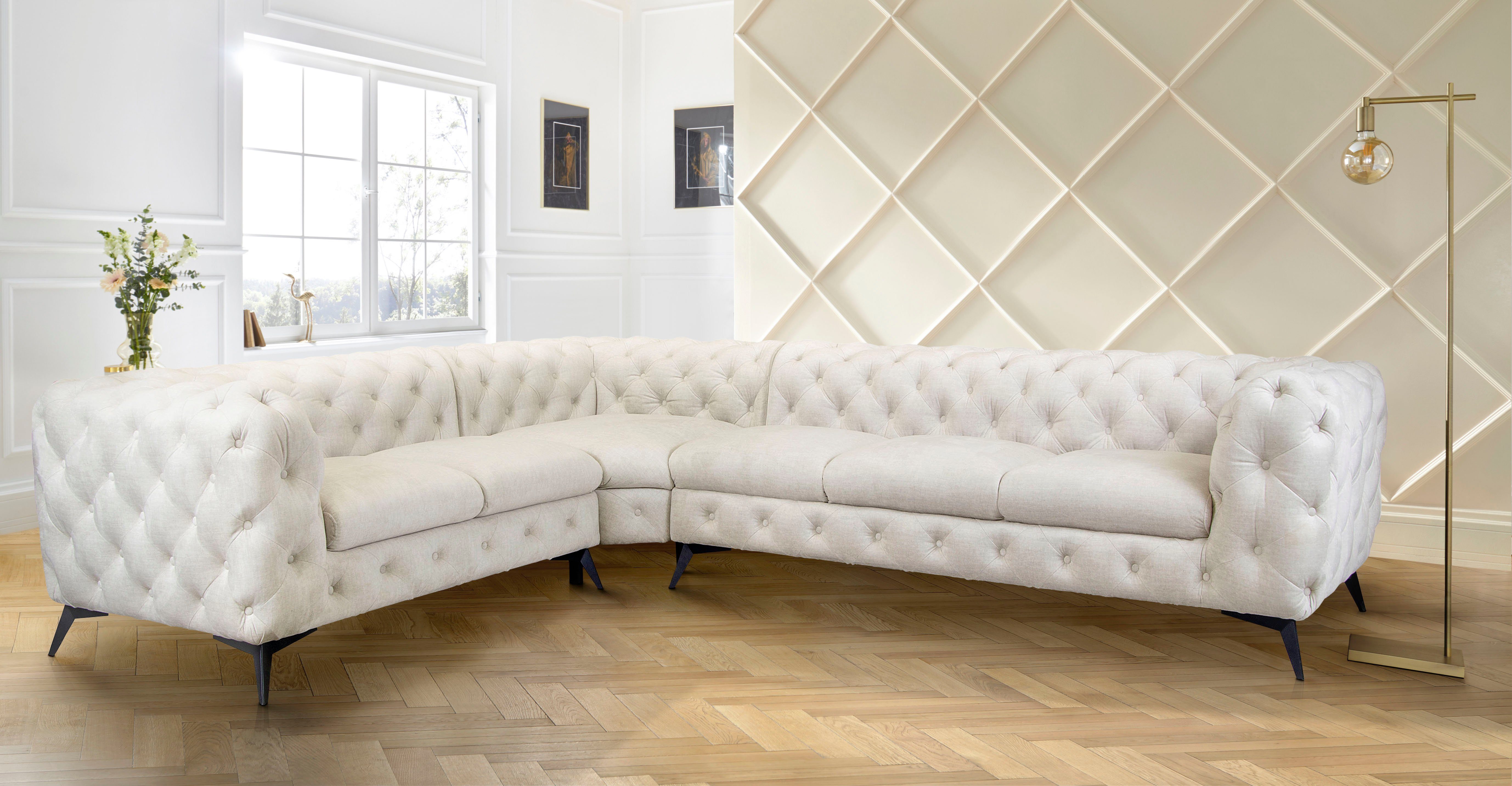 Leonique Chesterfield-bank Glynis L-vorm luxueuze capitonnage, moderne chesterfield look, kleur van de poten ter keuze