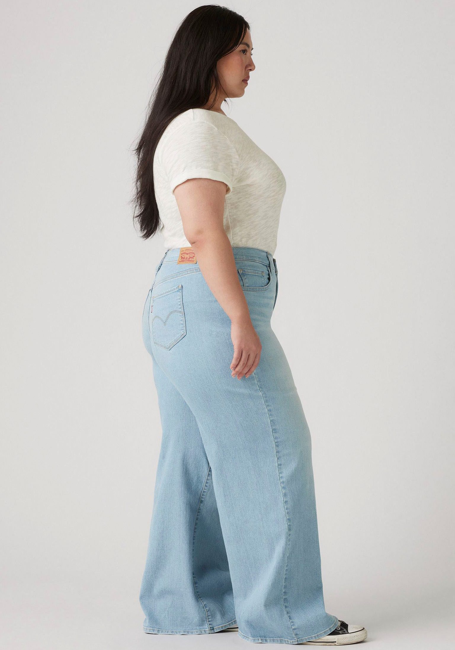 Levi's® Plus Wijde jeans PL 318 SHAPING in five-pocketsstijl