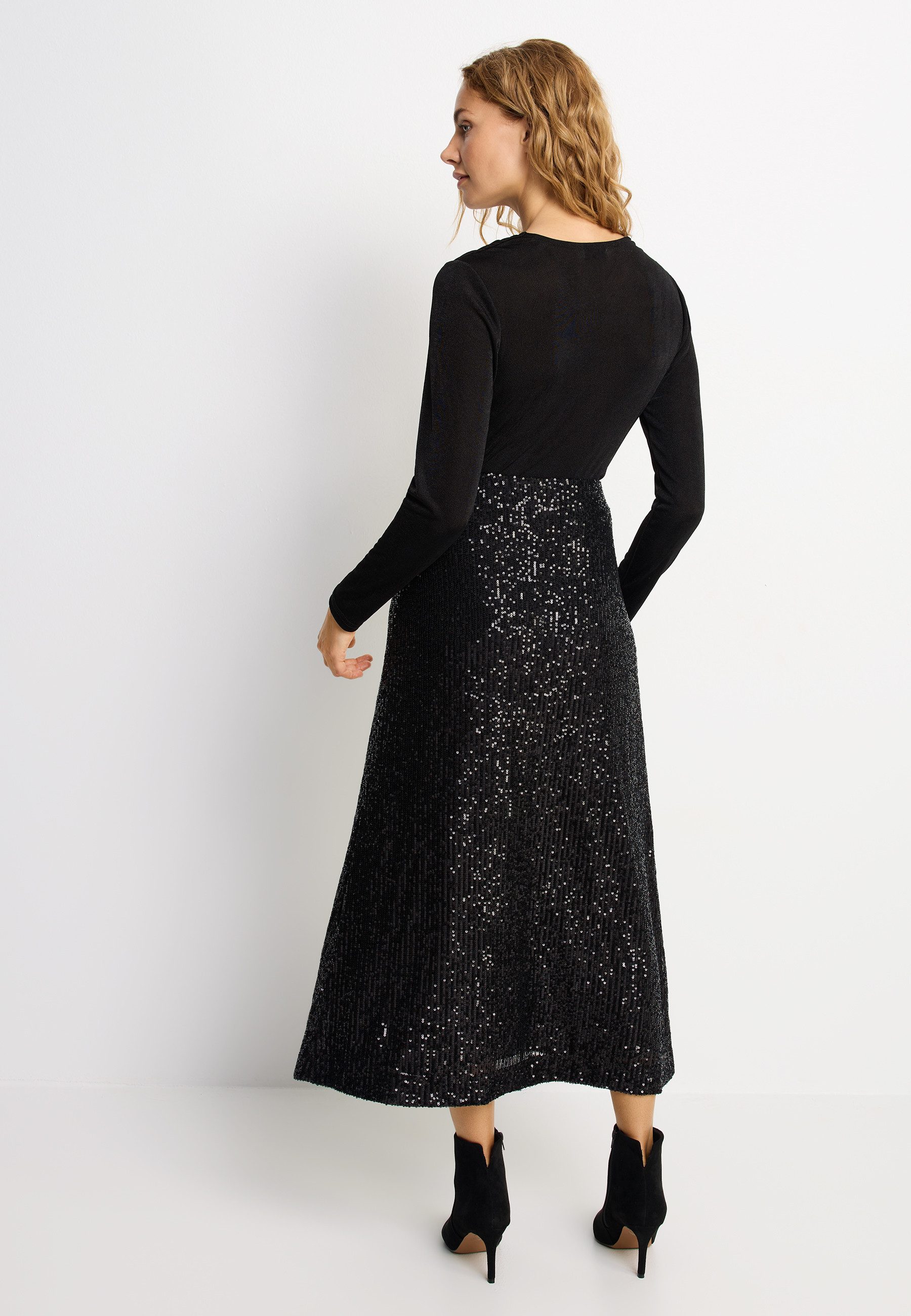 Lascana Highheel-laarsjes in spitse vorm & naaldhak, ritslaars vegan