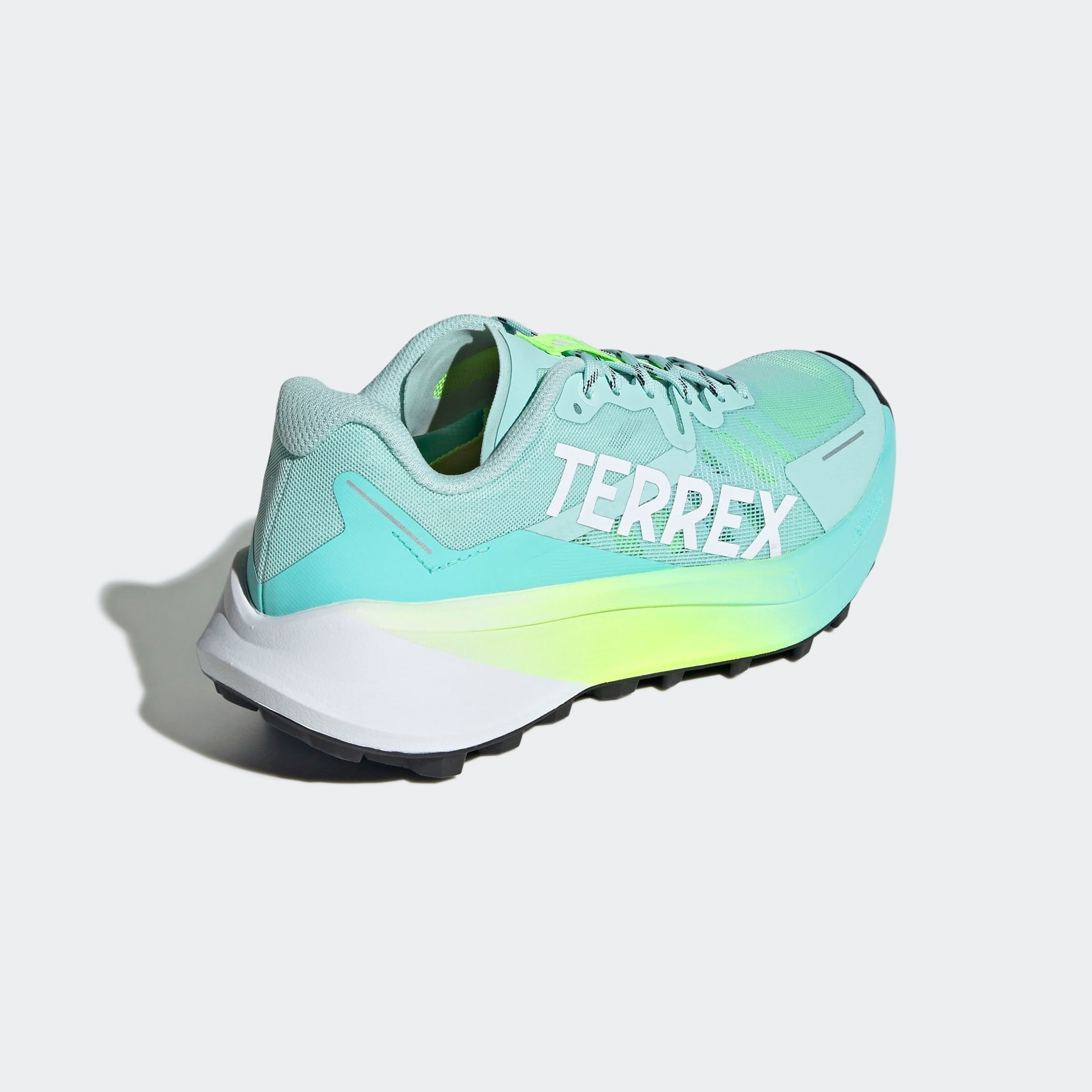 adidas TERREX Trailrunningschoenen TERREX AGRAVIC 3 TRAILRUNNING