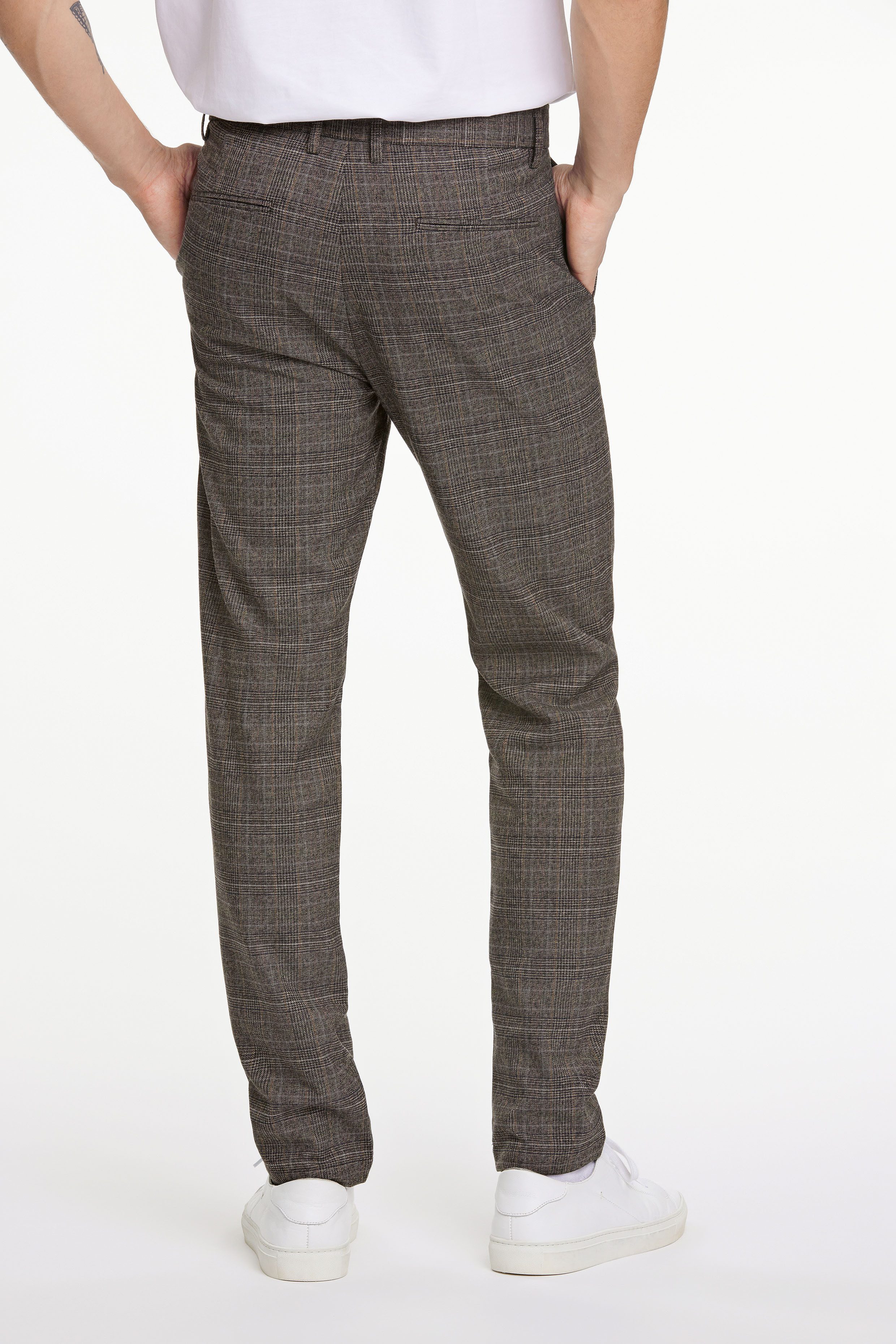 LINDBERGH Chino met een modern ruitpatroon