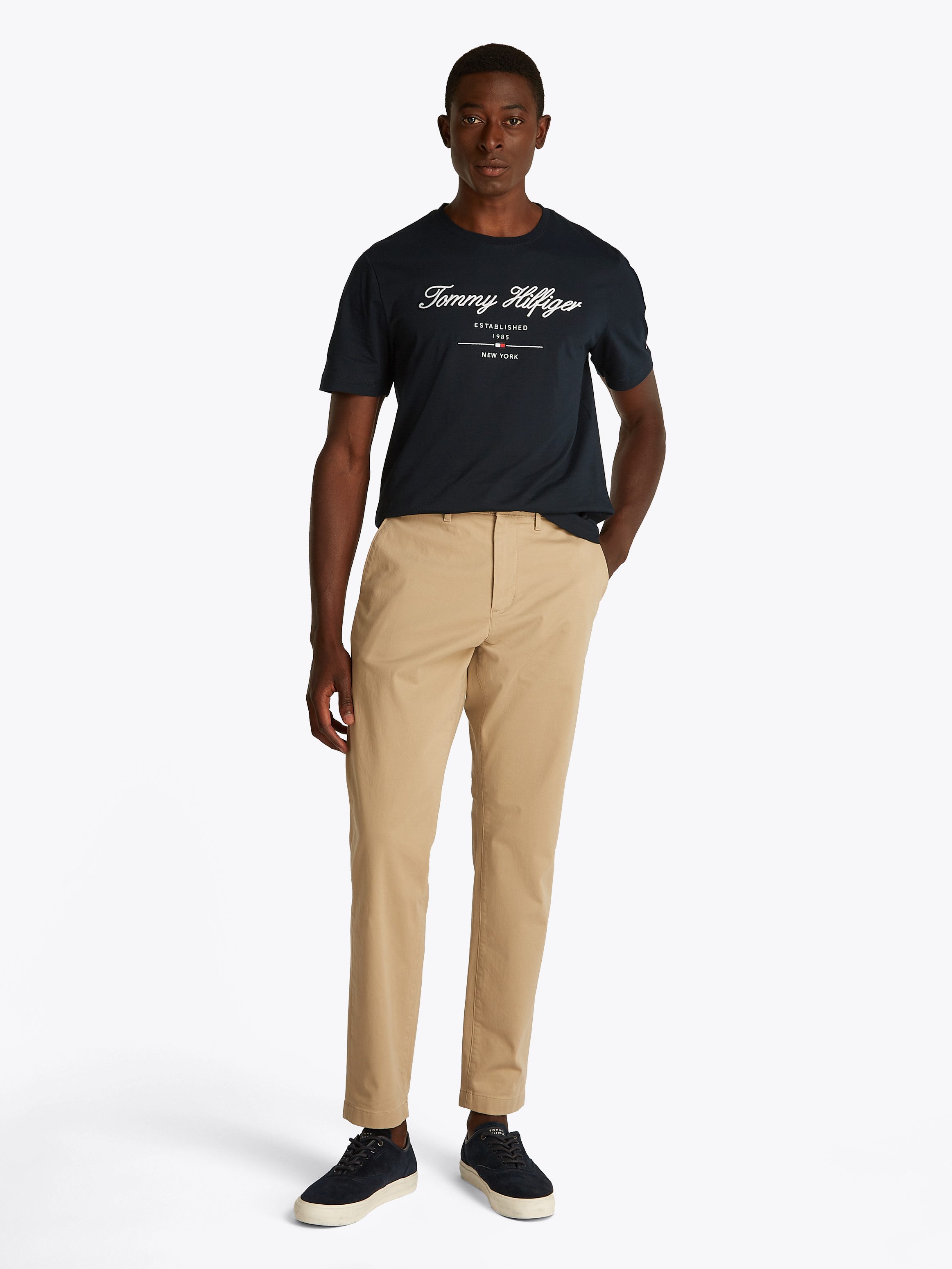 Tommy Hilfiger T-shirt SCRIPT LOGO TEE met opgestikt logo