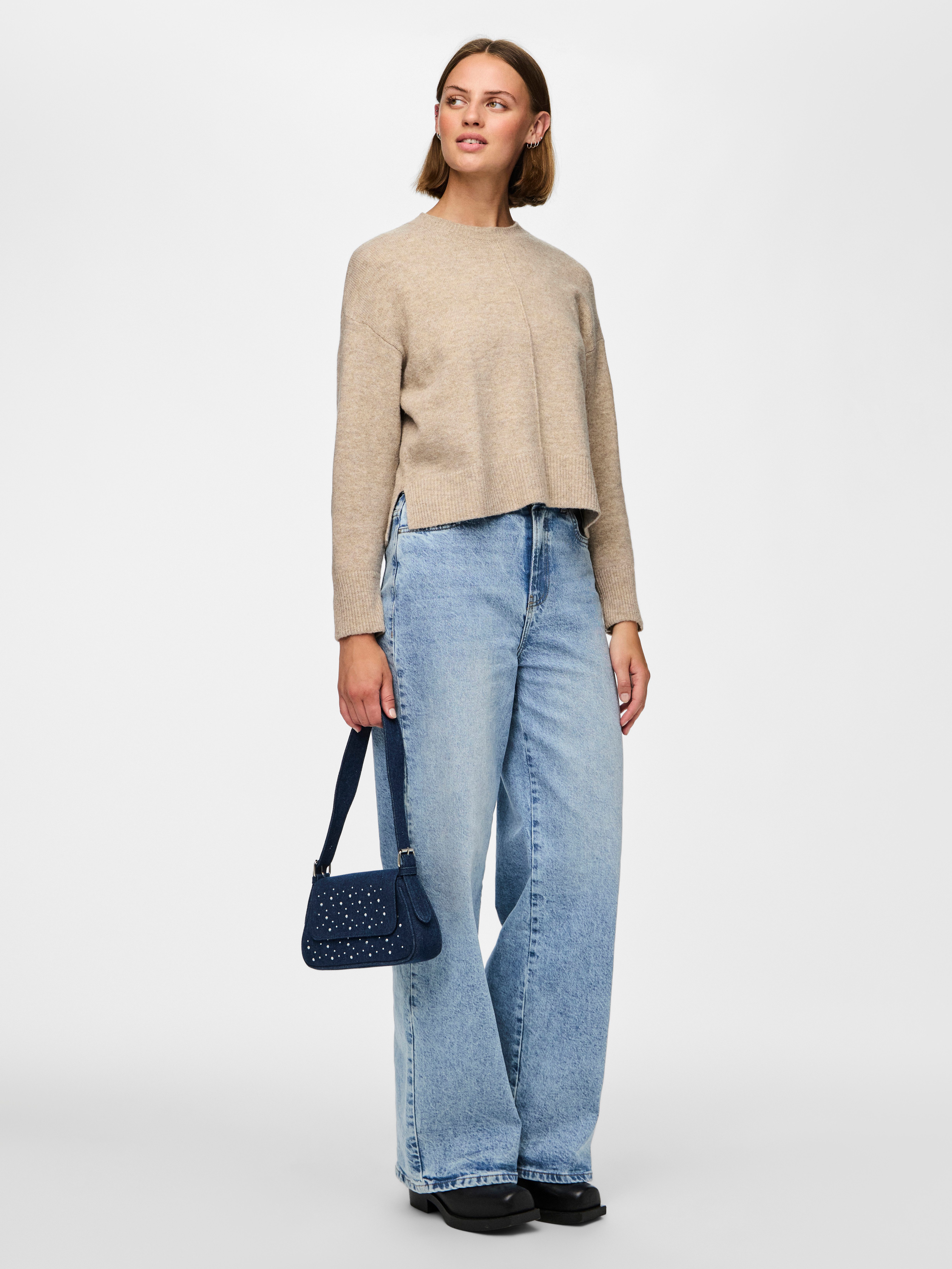 pieces Gebreide trui PCMALOU LS O-NECK CUTLINE KNIT NOOS BC