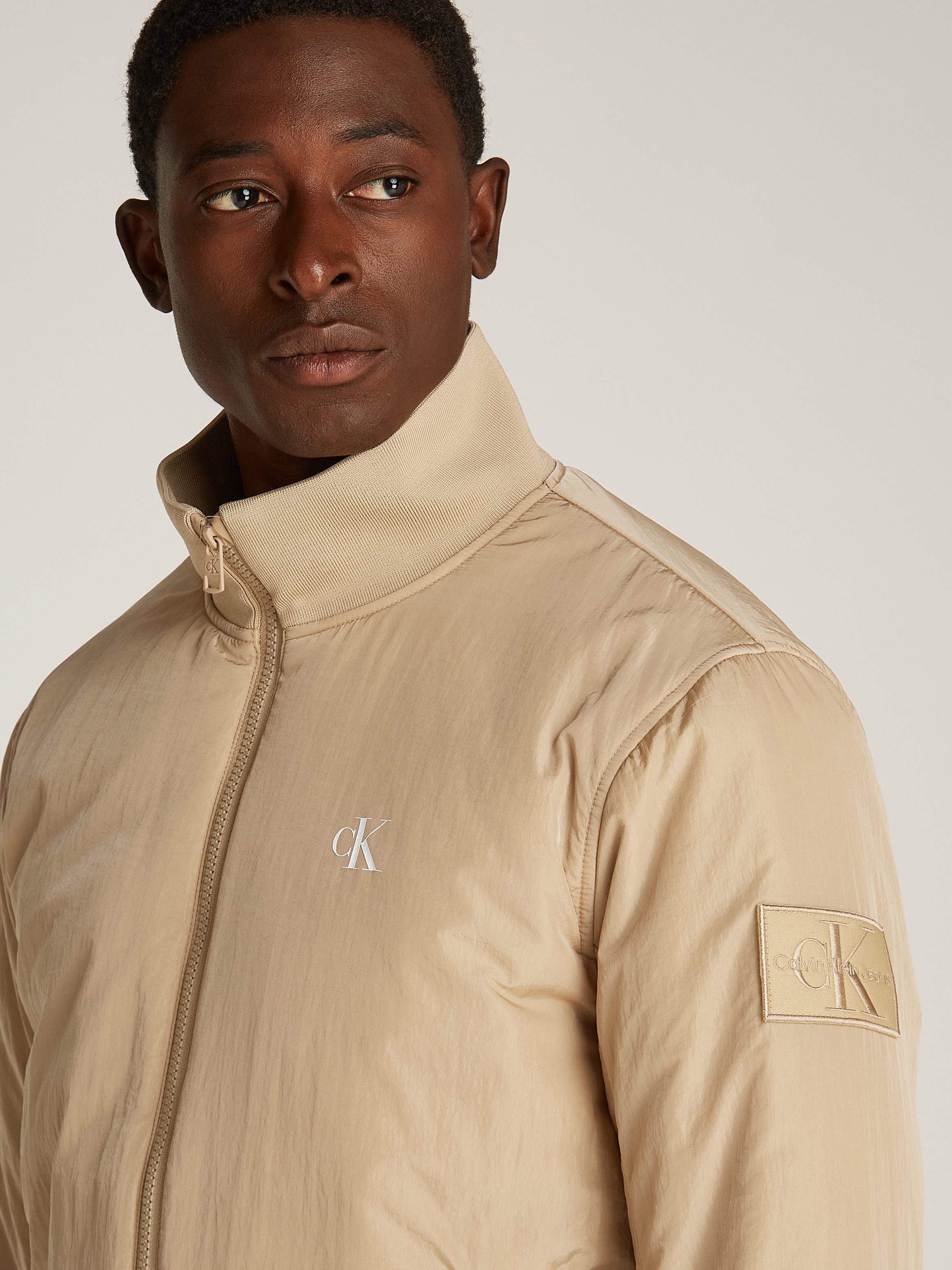 Calvin Klein Blouson PADDED HARRINGTON met gestempeld logo