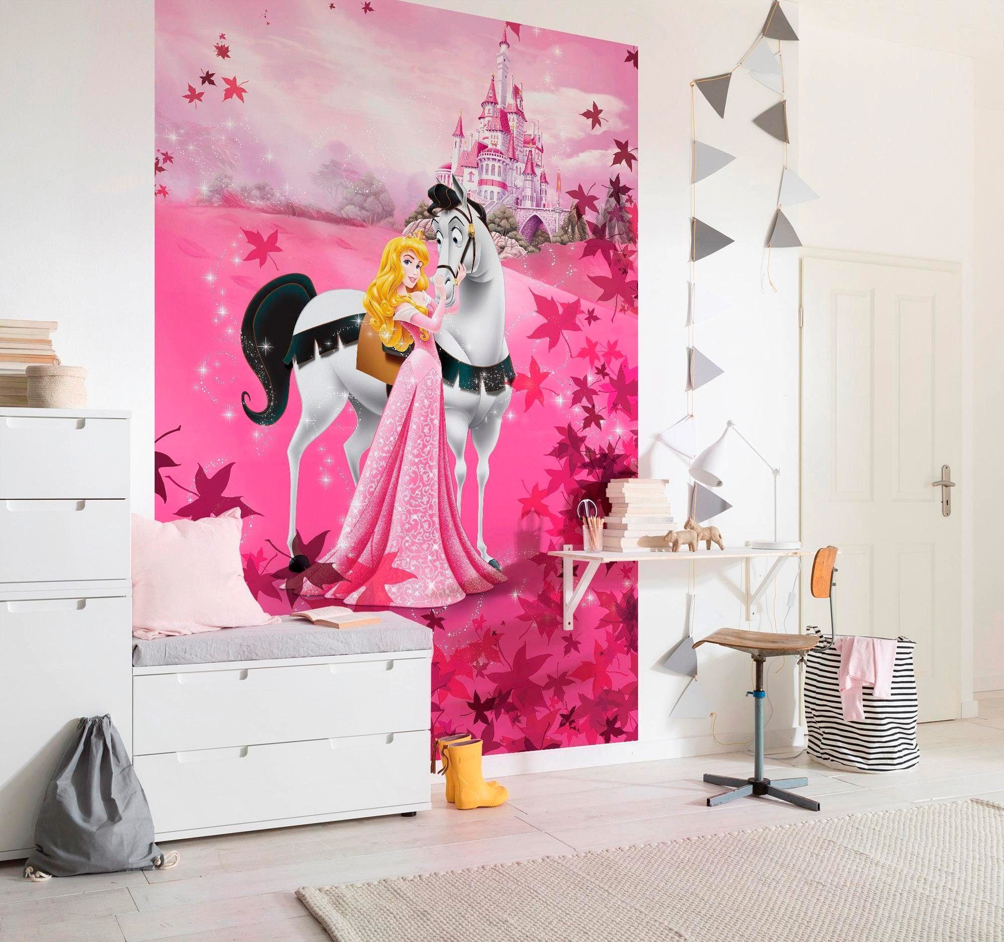 Komar Fotobehang Sleeping Beauty - Afmeting 184 x 254 cm (set)