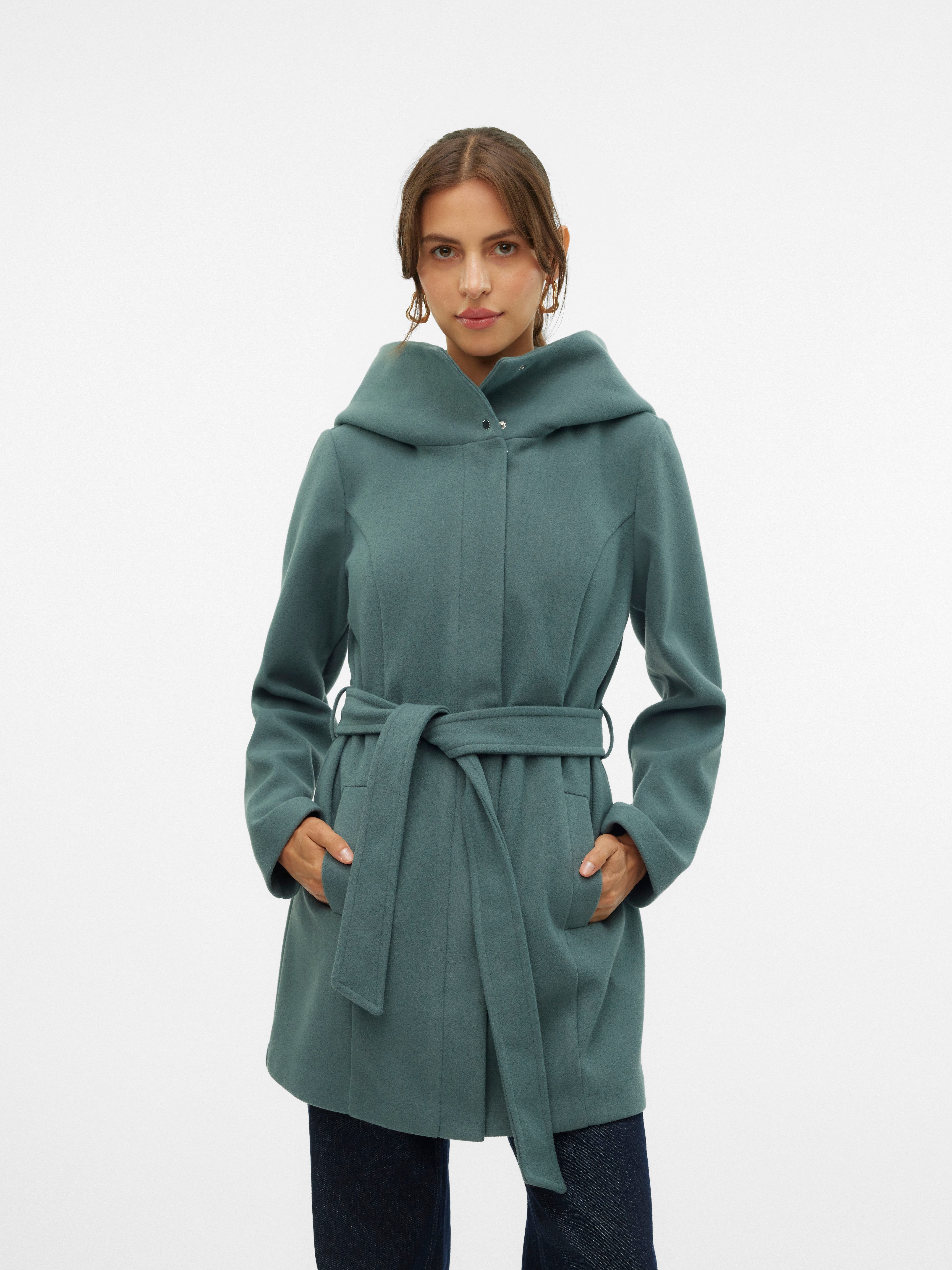 Vero Moda Regular fit lange kas in viltlook met bandkraag model 'POPLIVA'