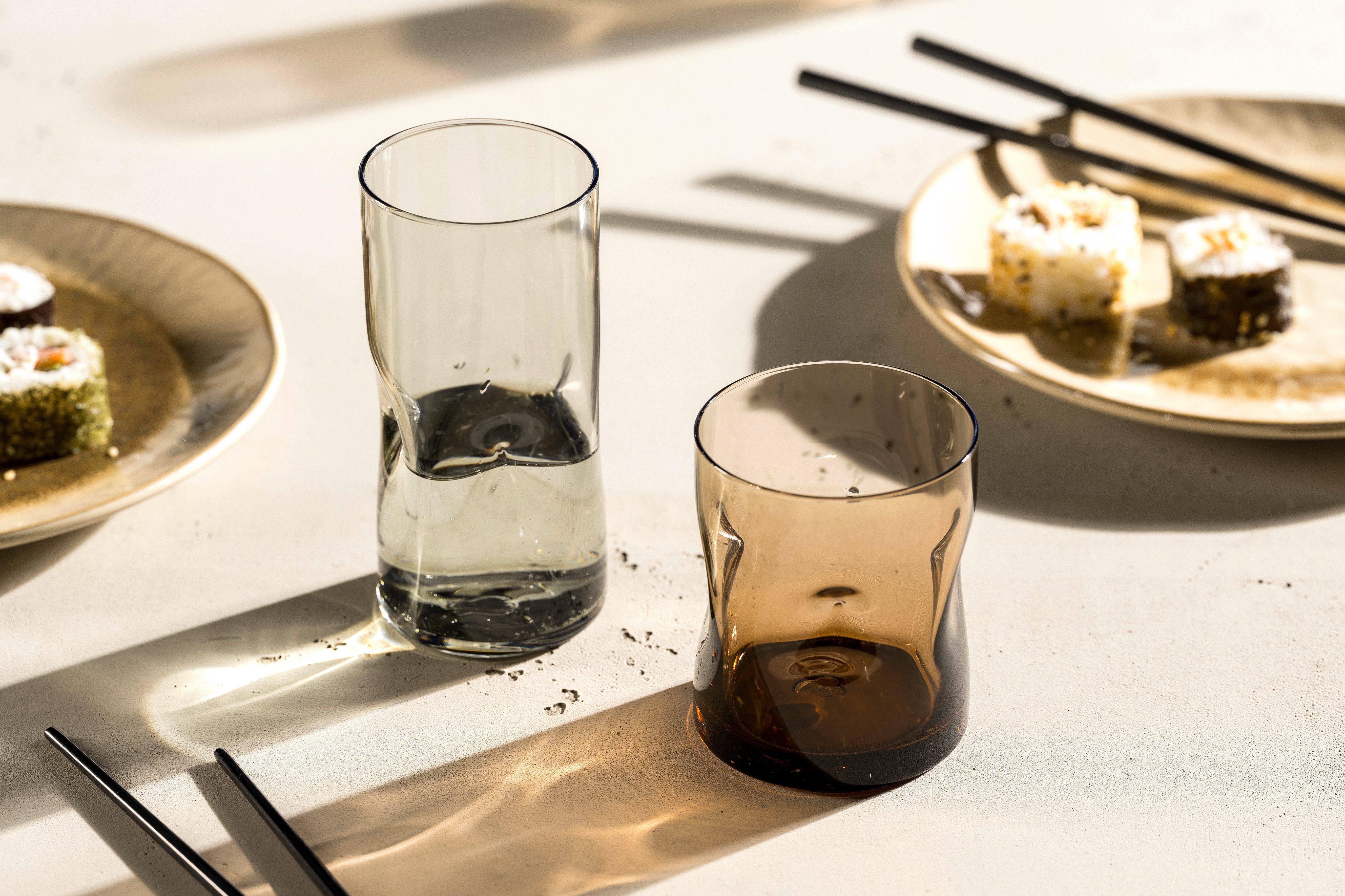 LEONARDO Glazenset Drinkglas VESUVIO, 300 ml, 4-stuks set conische vorm, opvallend design - met inkepingen (set, 4-delig)