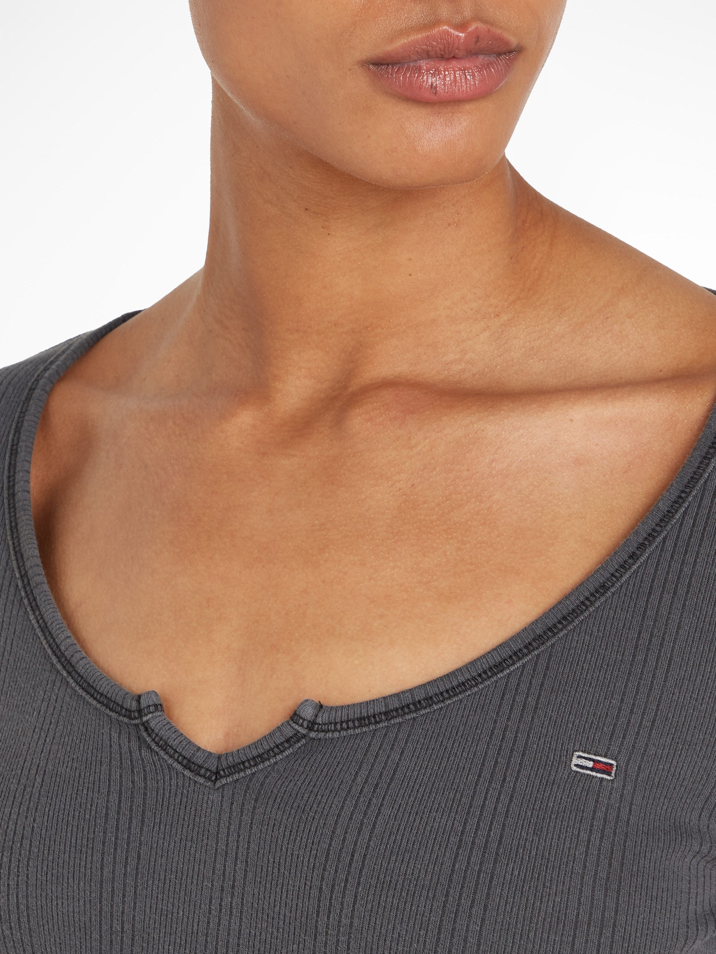 TOMMY JEANS Shirt met lange mouwen TJW SLIM NECKLINE DETAIL GMD LS