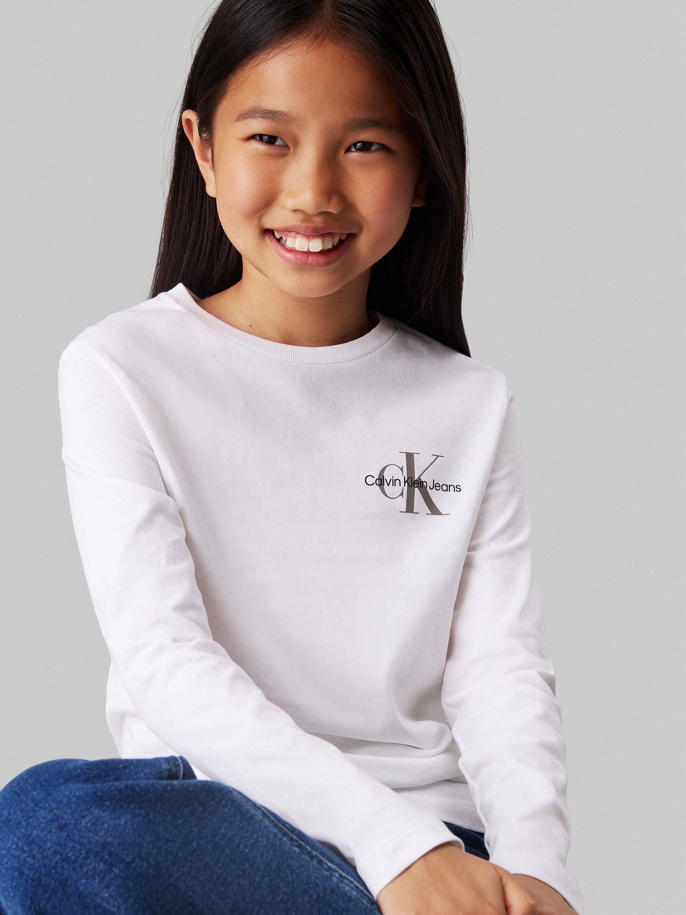 Calvin Klein Shirt met lange mouwen Chest Monologo Ls T-Shirt voor kinderen tot 16 jaar en met logo-opdruk