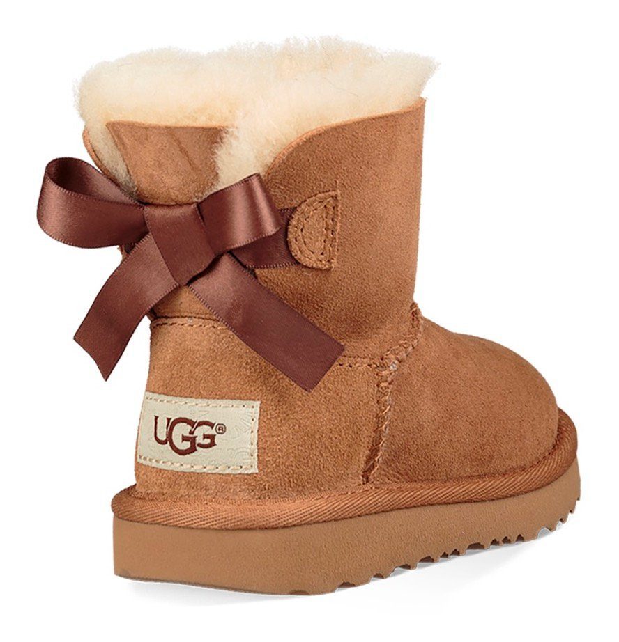 UGG Winterlaarzen T MINI BAILEY BOW II met een warme voering
