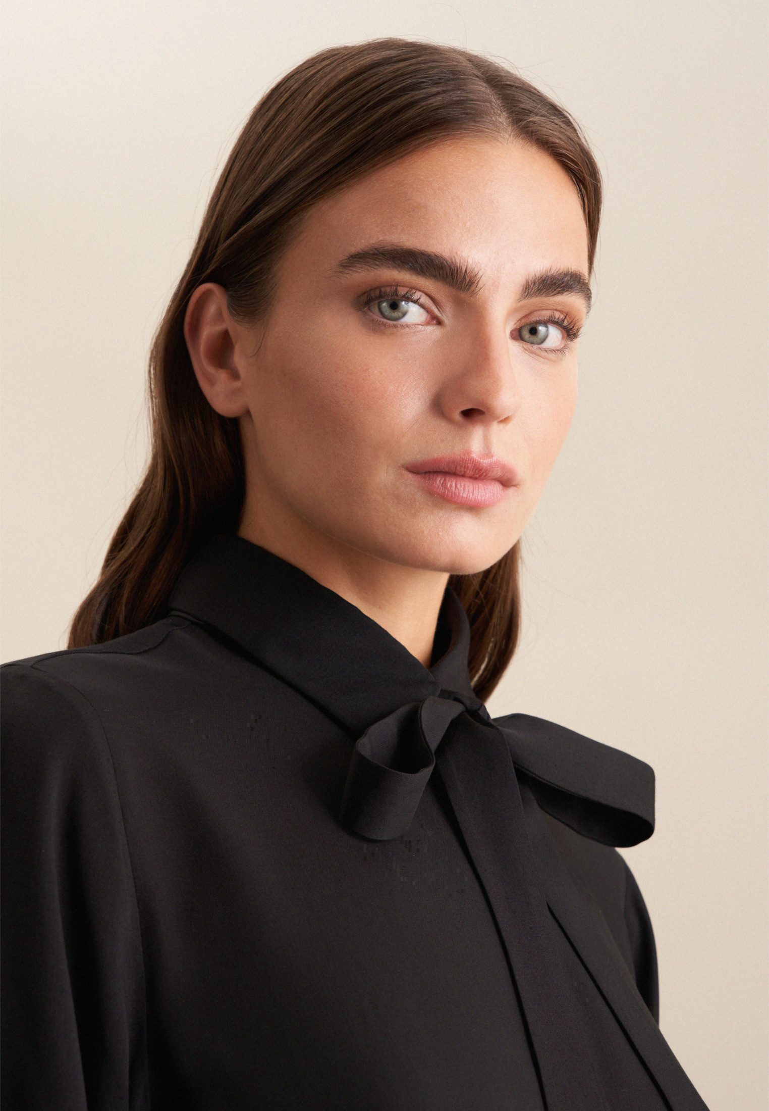 seidensticker Overhemdblouse Zwarte roos Lange mouwen kraag uni