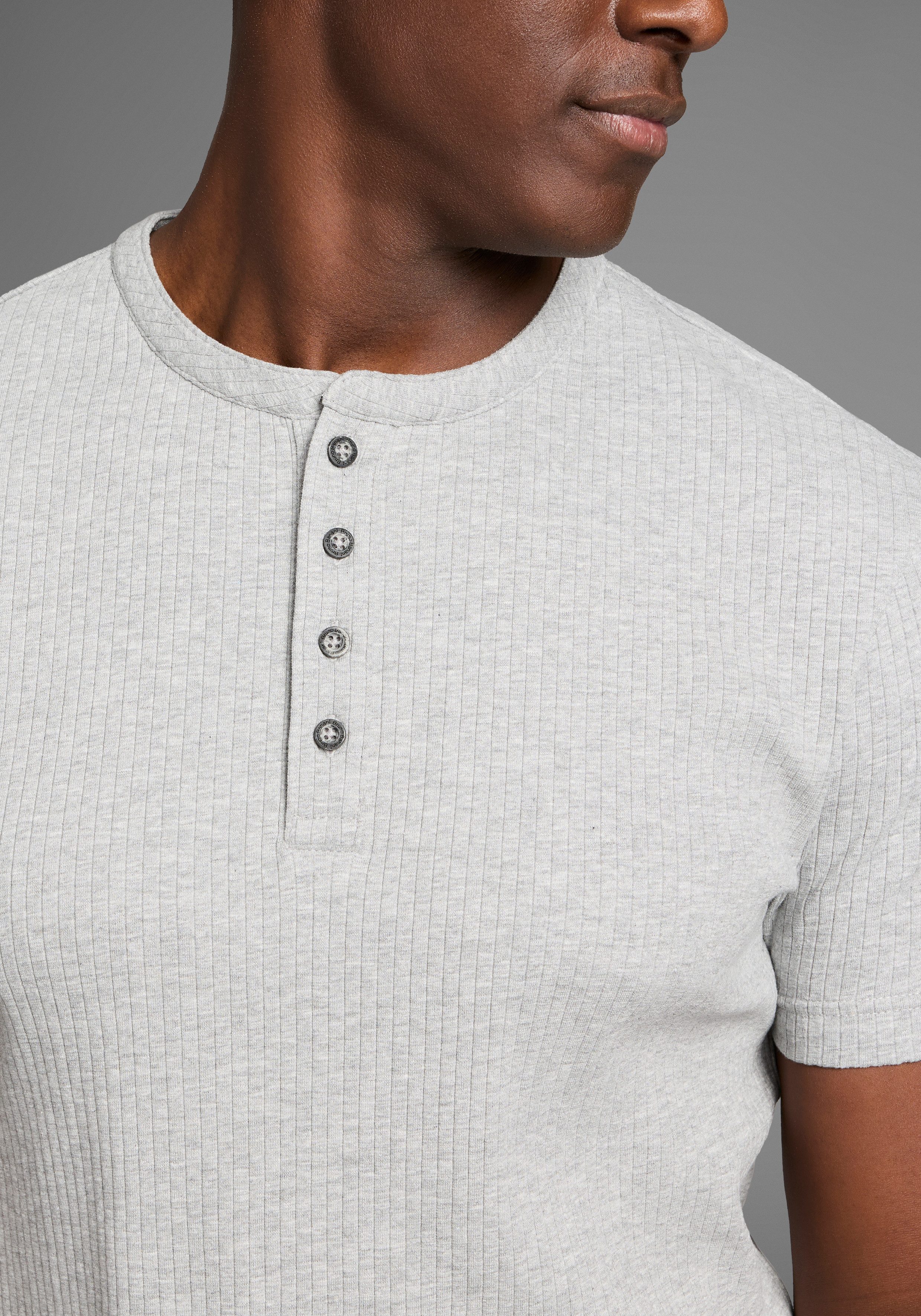 Bruno Banani Henleyshirt in elastische ribkwaliteit