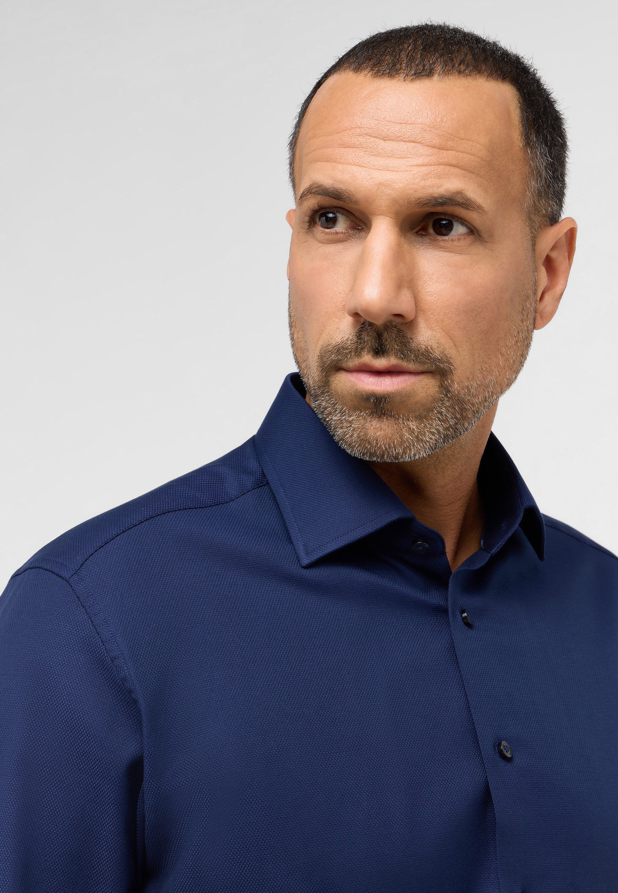 Eterna Overhemd met lange mouwen MODERN FIT NON IRON (strijkvrij)
