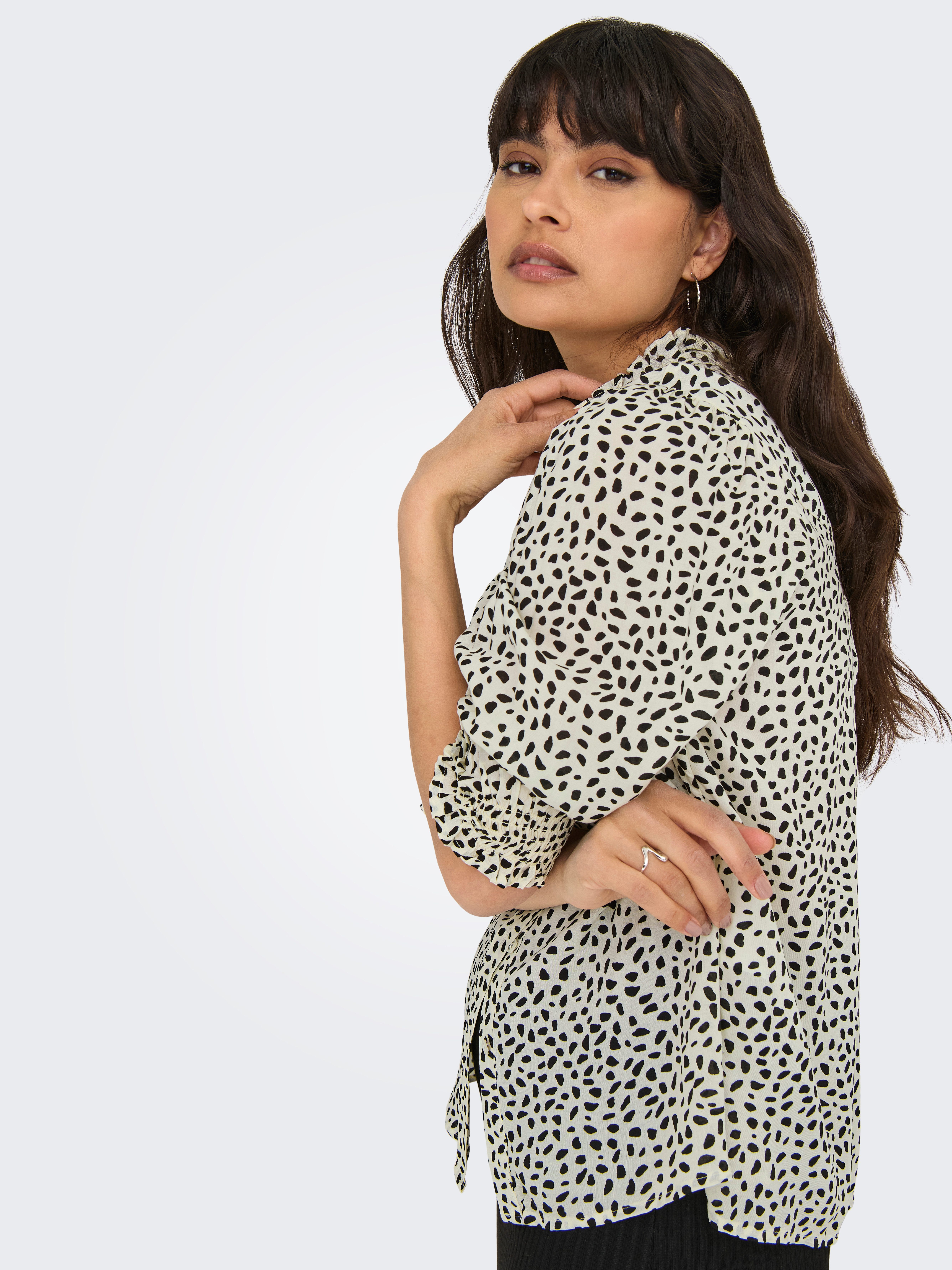Only Blouse met korte mouwen ONLRAYA 3/4 SHIRT WVN NOOS