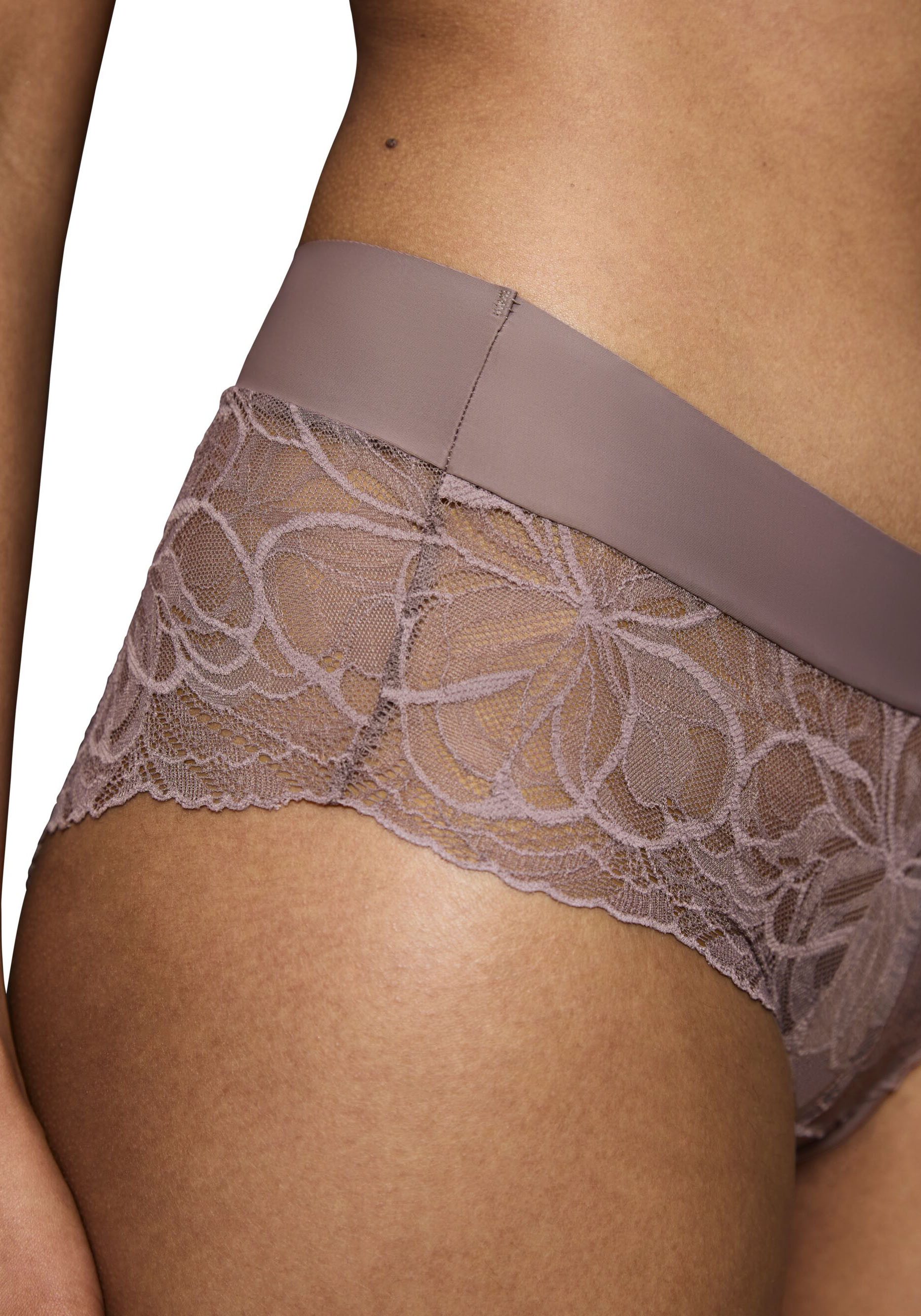 Triumph Hipster Body Make-Up Illusion Lace Shorty