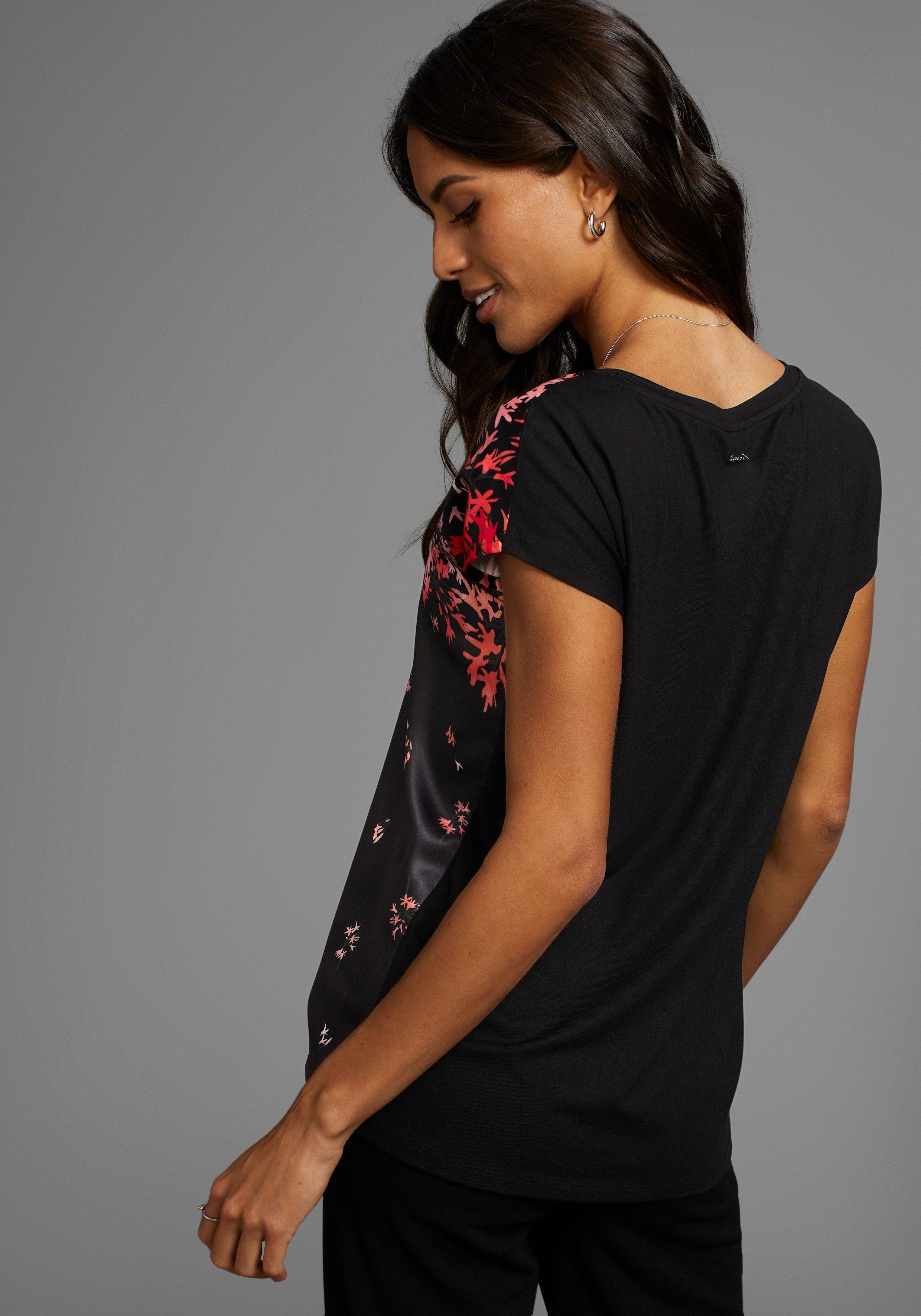 Laura Scott Shirtblouse in modieuze materialenmix