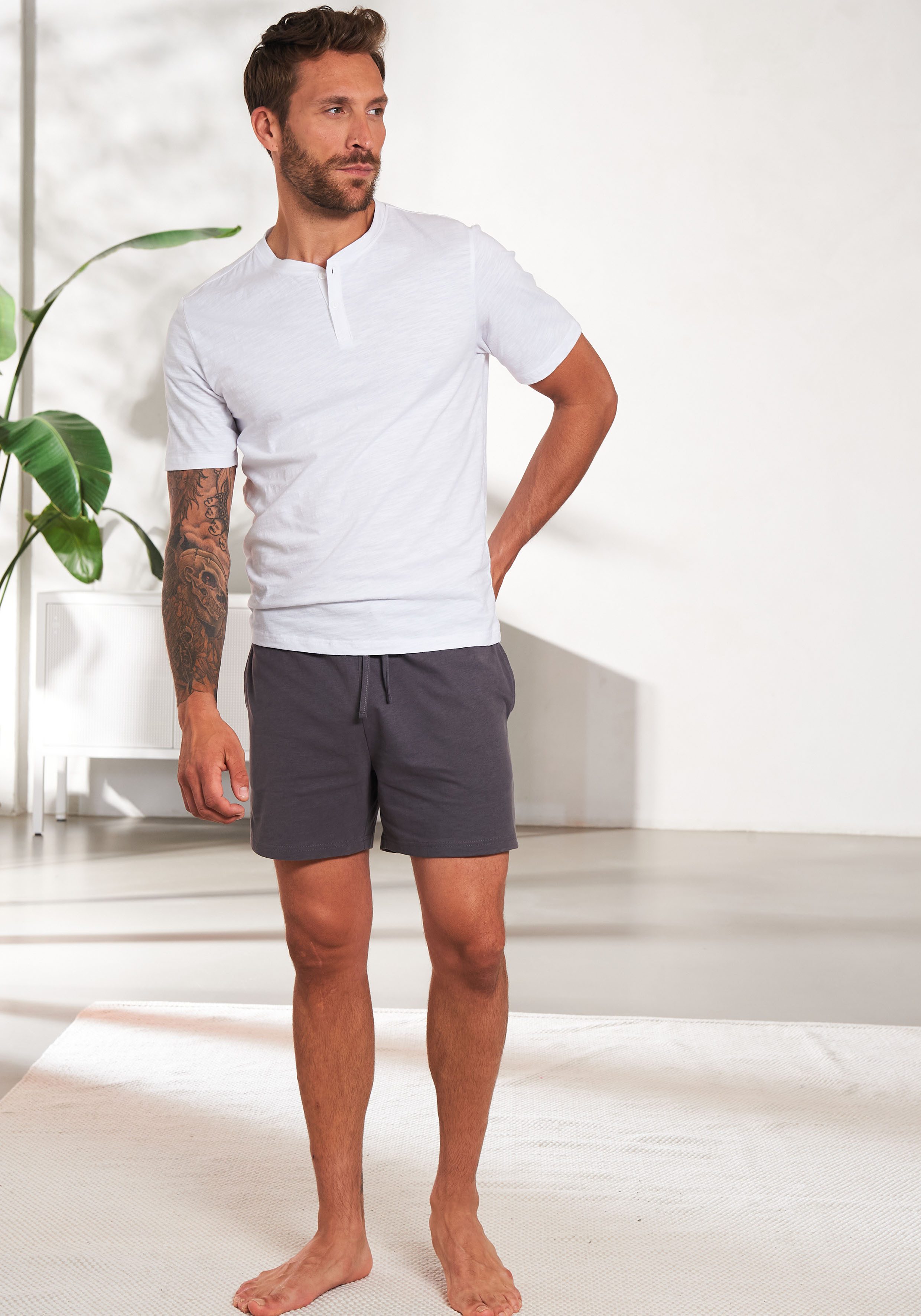 AUTHENTIC LE JOGGER Pyjama met knoopsluiting bij de halslijn, shirt van gestructureerd katoen (4-delig, Set van 2)
