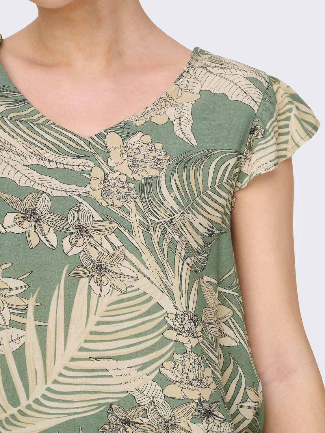 Only Shirt met V-hals ONLPALINA LIFE SS V-NECK TOP PTM
