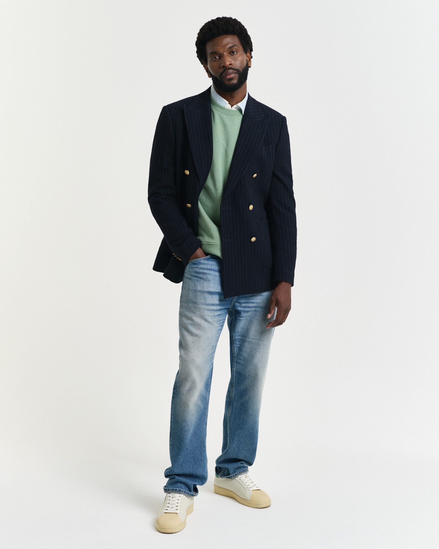 Gant Sweatshirt REG SHIELD C-NECK SWEAT met logoborduursel op borsthoogte