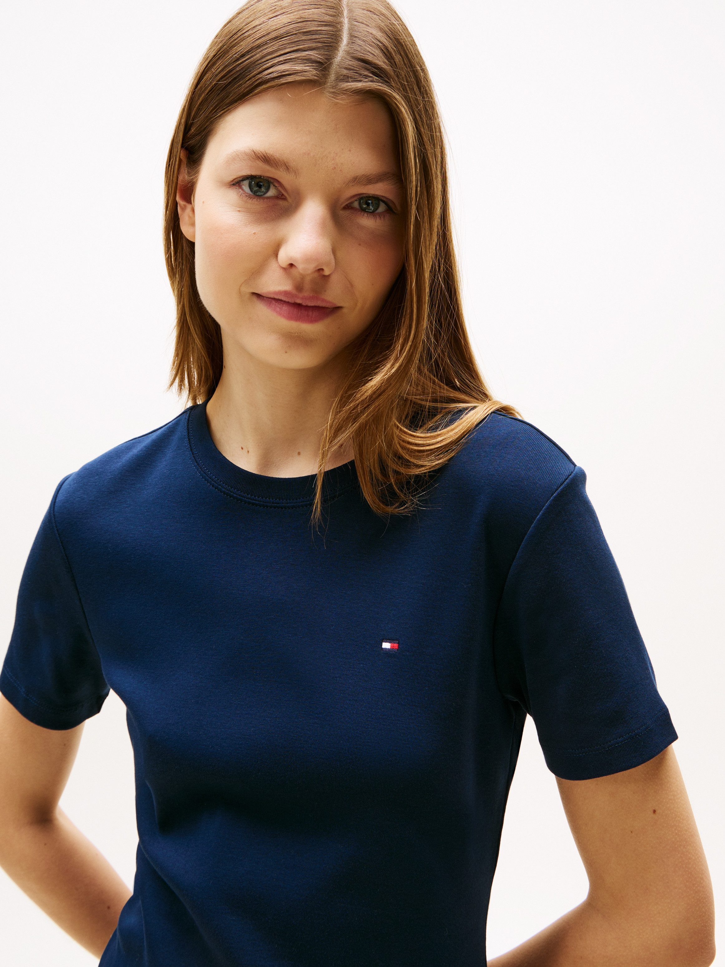 Tommy Hilfiger Shirtjurk NEW CODY STR SLIM SHORT DRS SS met allover streepdessin, logo-vlag