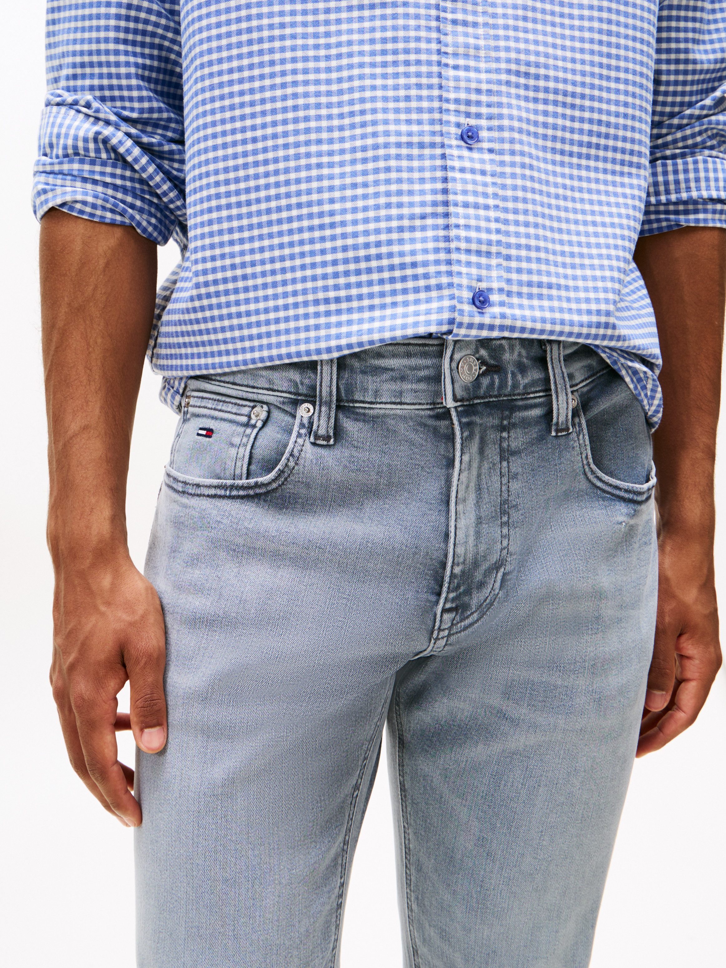 TOMMY JEANS Straight jeans SCANTON SLIM Met merkenlabel van leer achter
