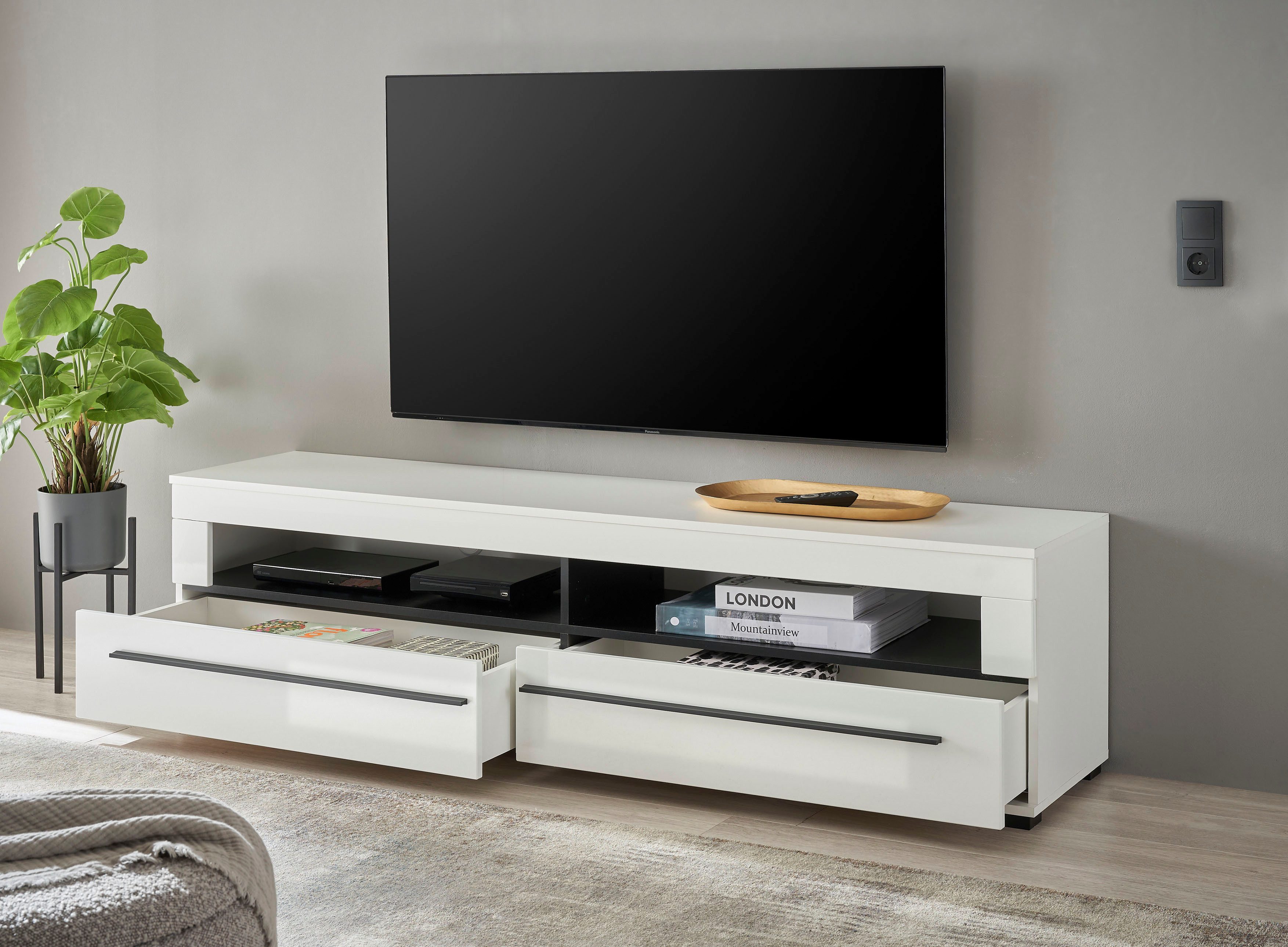 INOSIGN Tv-meubel Modern TV-meubel, commode in Eiken Evoke of wit zwarte stanggreep, voldoende opbergruimte, veelzijdig inzetbaar