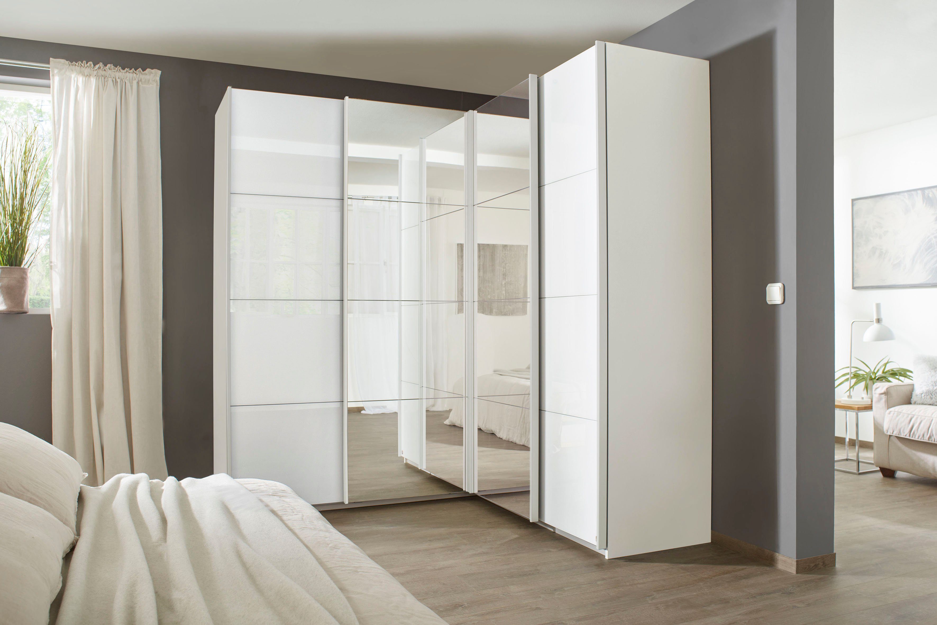 rauch Zweefdeurkast Quadra Hoekkast inclusief deurdemper, met spiegeldeuren zweefdeurkasten maat 181 cm x 210 cm x 187 cm wit