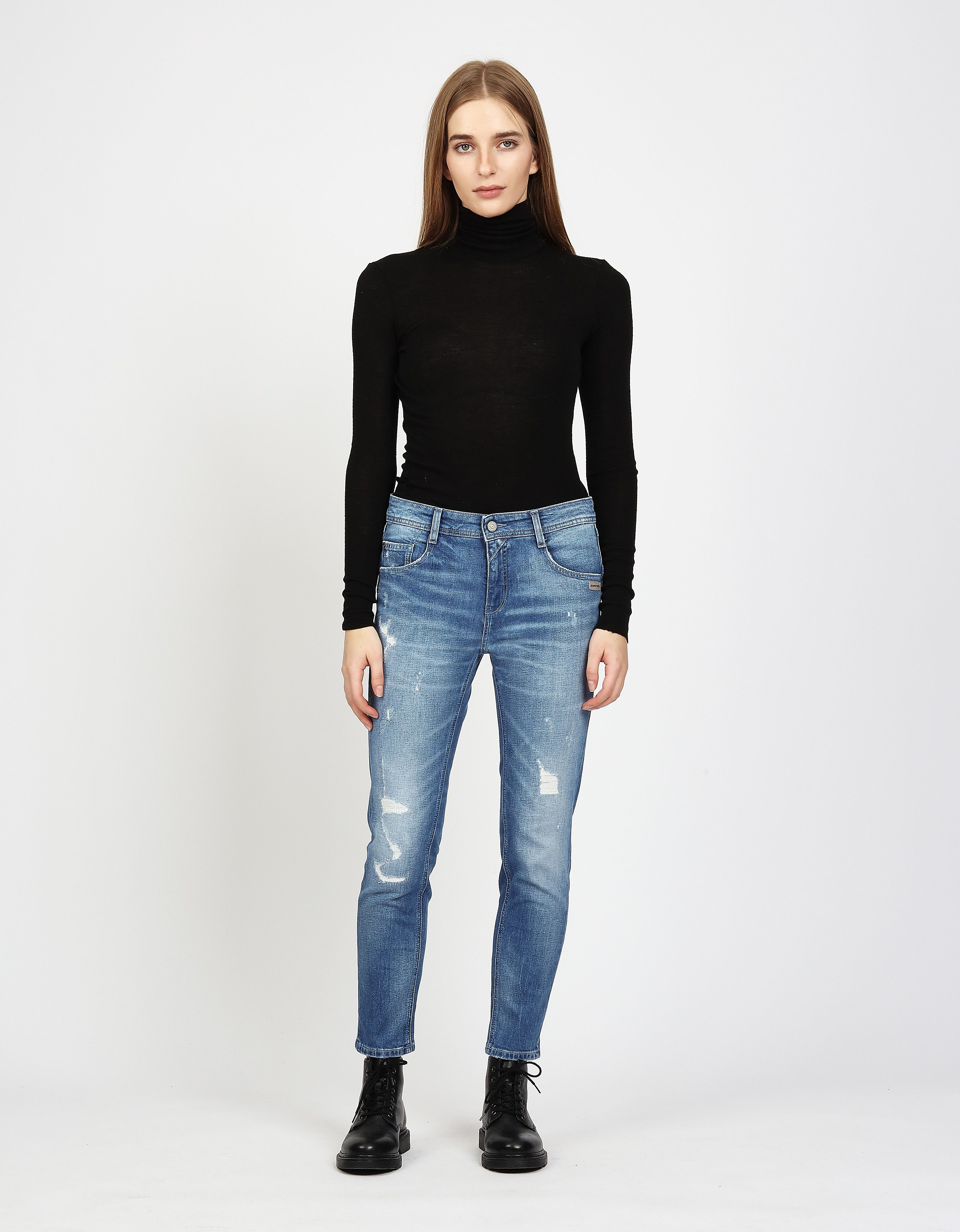 GANG Relax fit jeans 94AMELIE met dubbele rechter achterzak