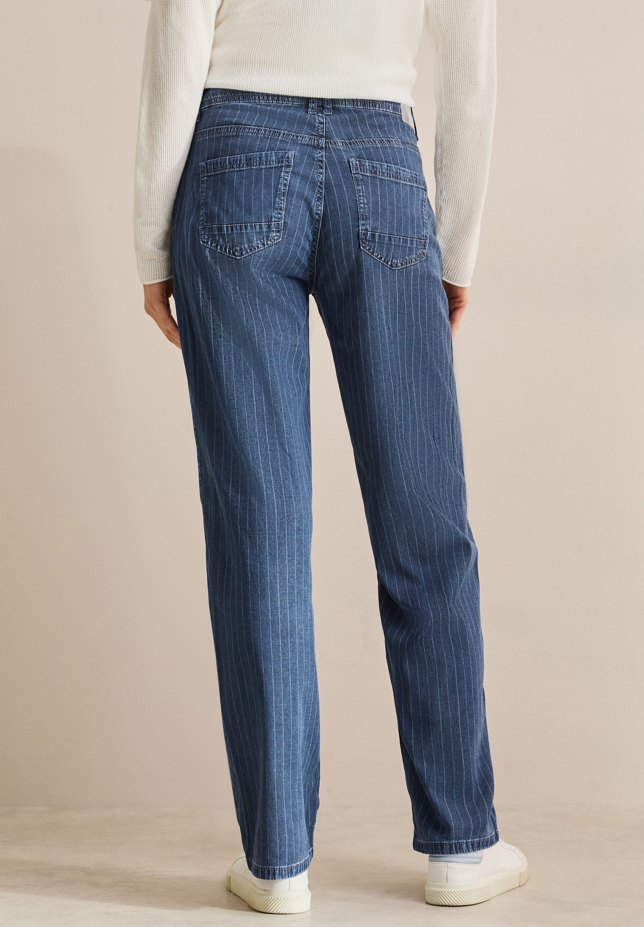 Cecil Wijde jeans Style Neele in five-pocketsstijl