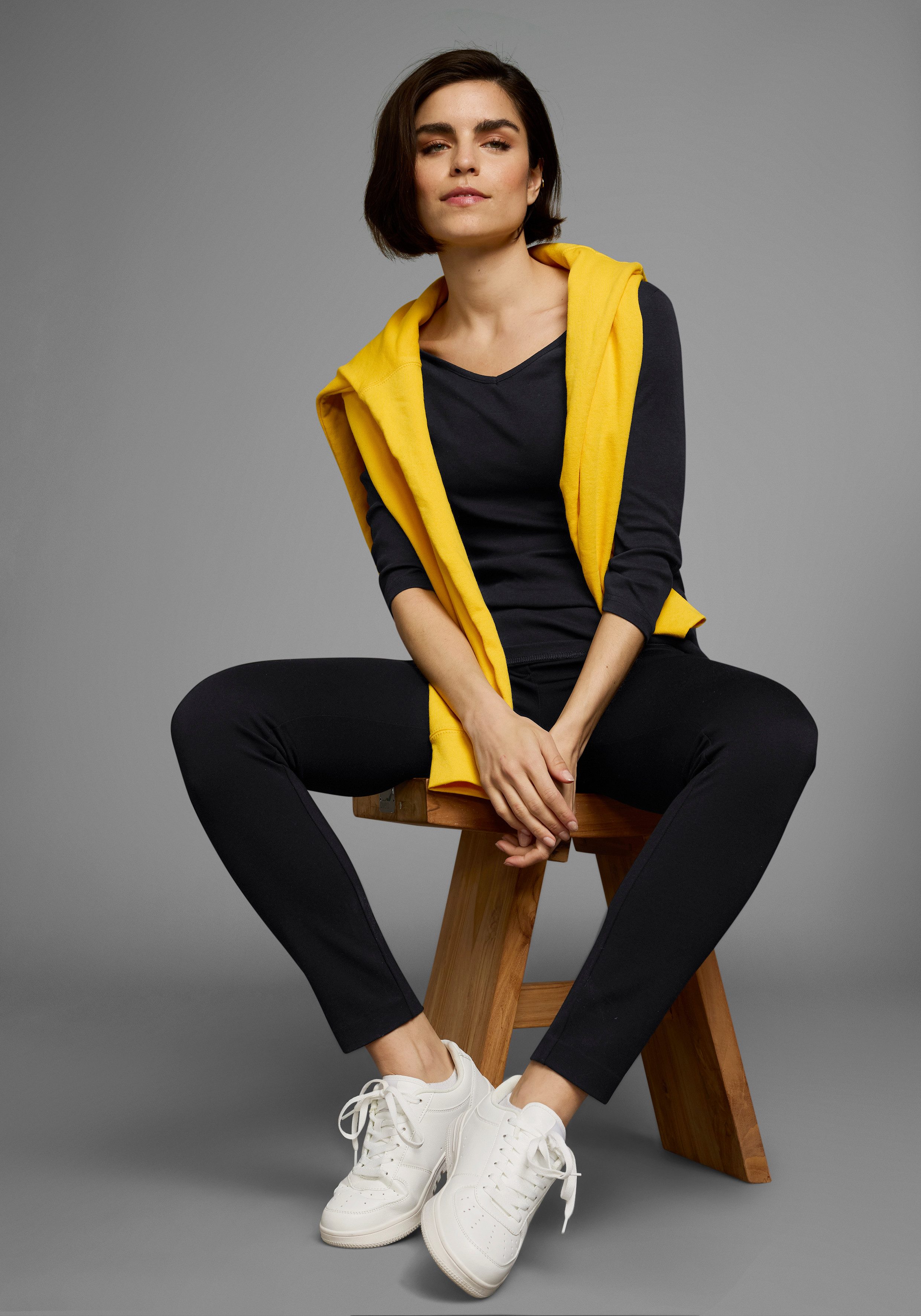 Flashlights Shirt met V-hals effen, v-hals, basic stijl, van katoen, in 2-pack (2-delig, Set van 2)