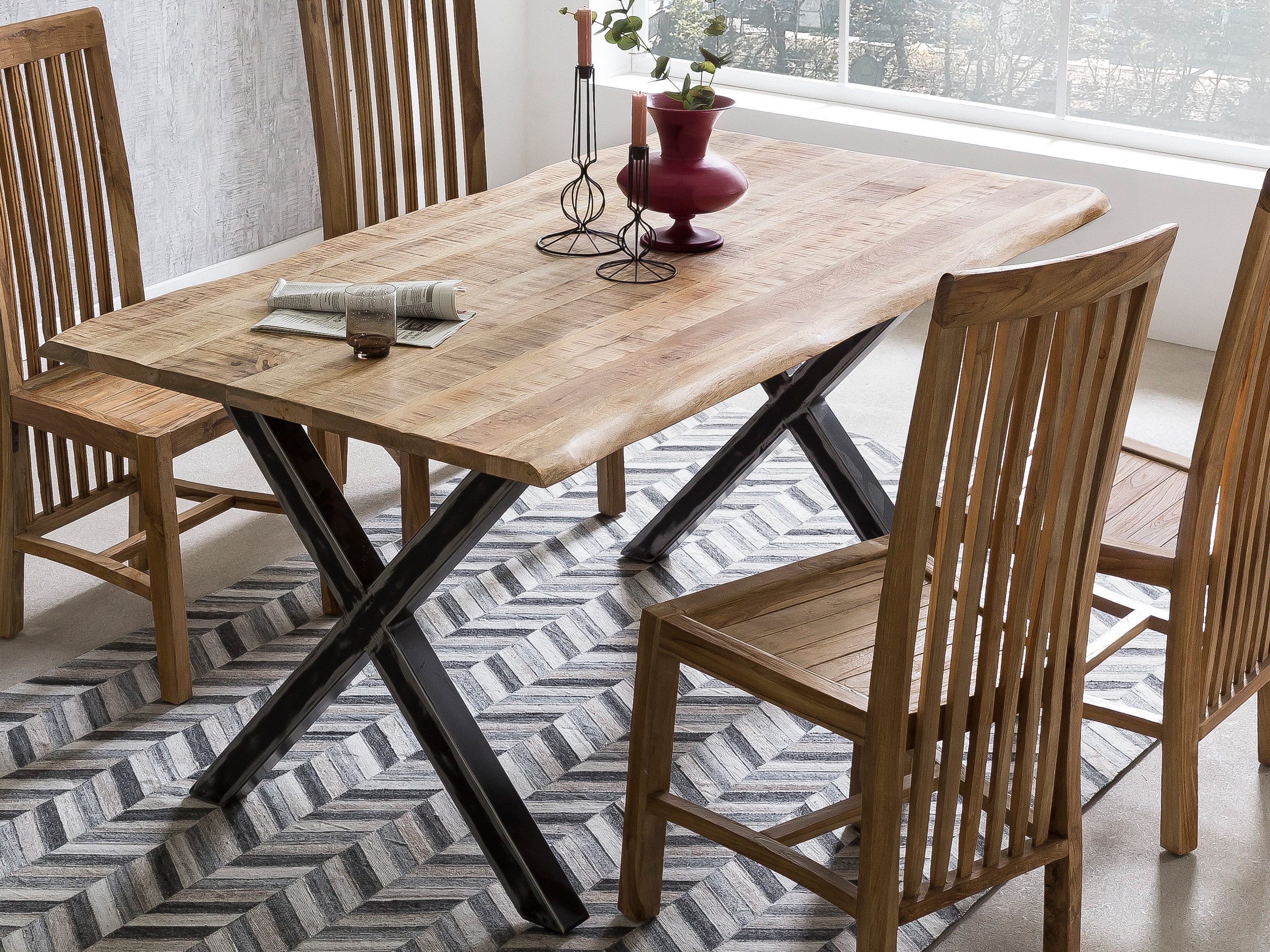 SIT Eettafel met boomrand alsof gegroeid eettafels beige