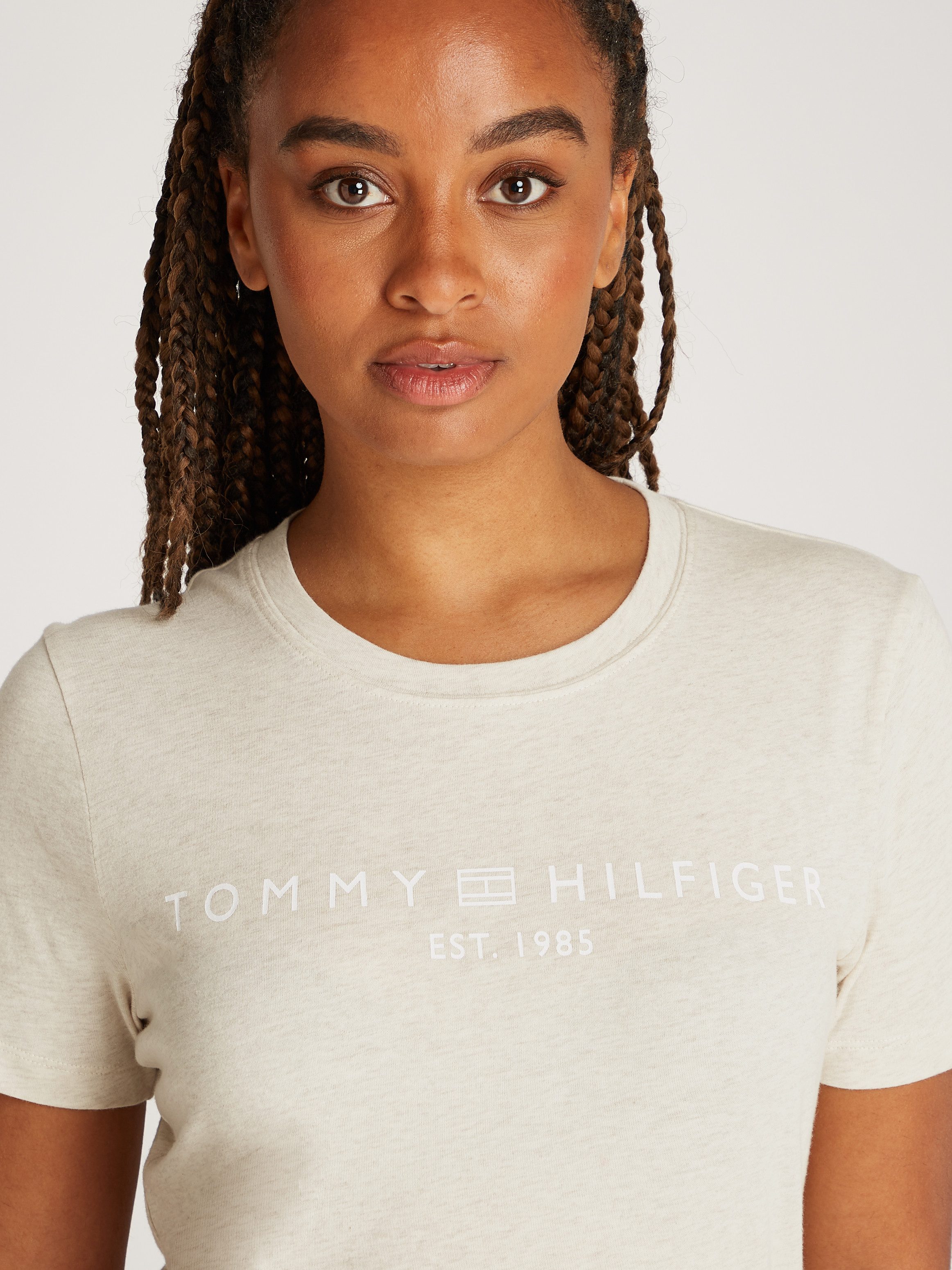 Tommy Hilfiger T-shirt REG CORP LOGO C-NK SS met een logo-opschrift
