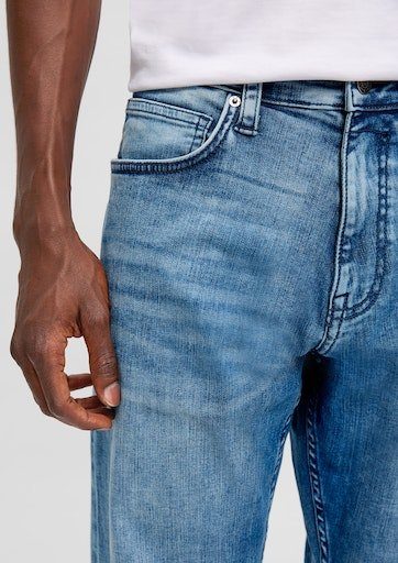 s.Oliver Tapered jeans met merkbadge