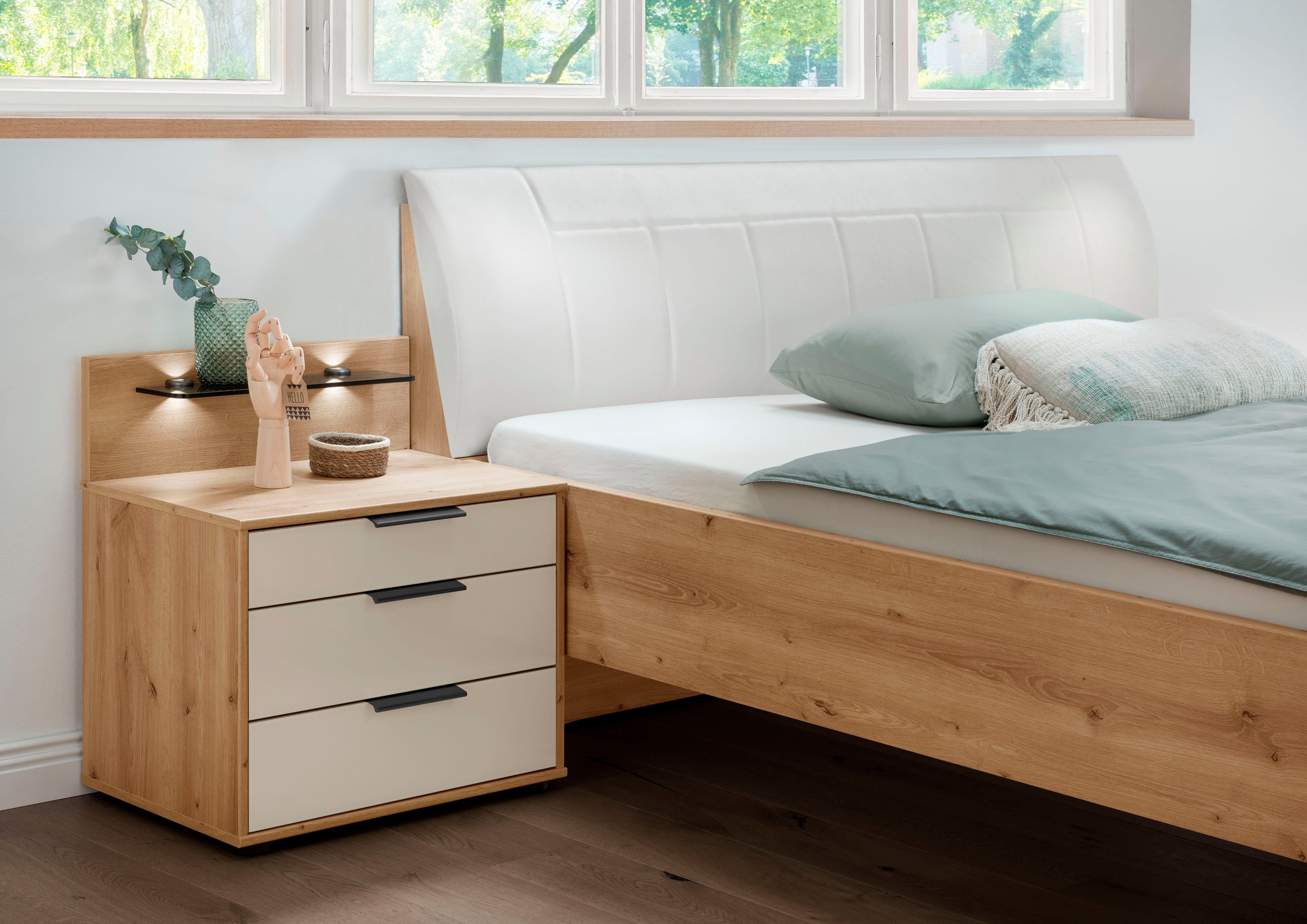 WIEMANN Futonbed Monaco, Bedframe, Bedframe, comfortabel gestoffeerd hoofdbord Gestoffeerd hoofdeinde van kunstleer, verschillende maten, in comforthoogte