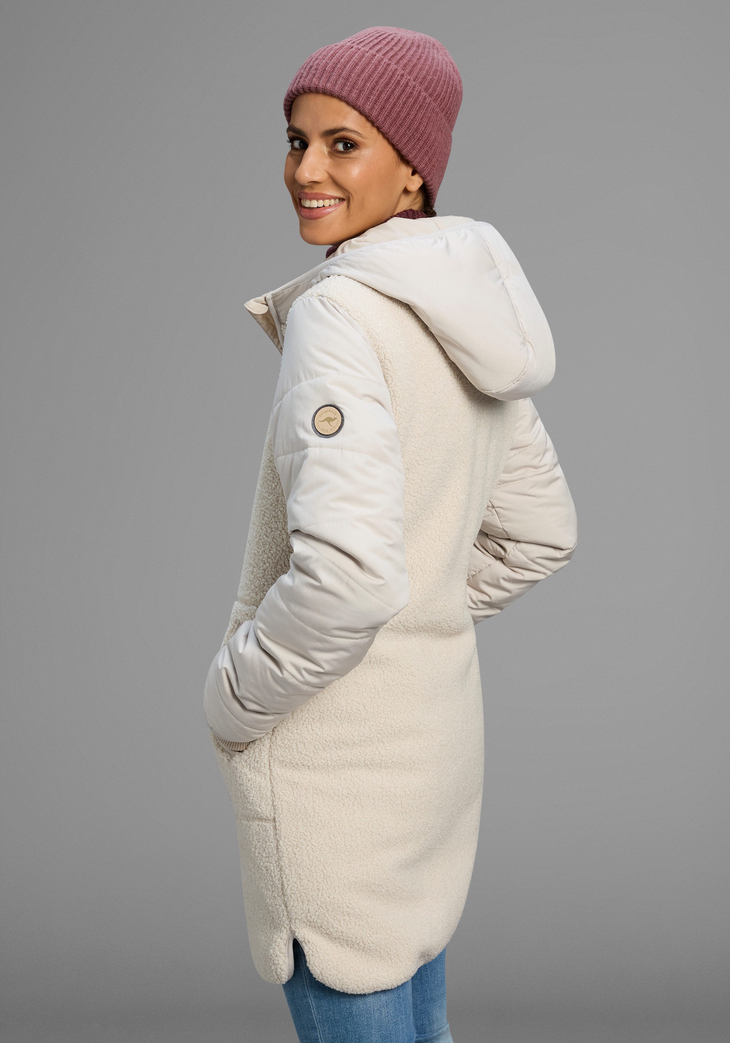 KangaROOS Hybride jas Tussenjas van teddy-fleece met gewatteerde mouwen en capuchon