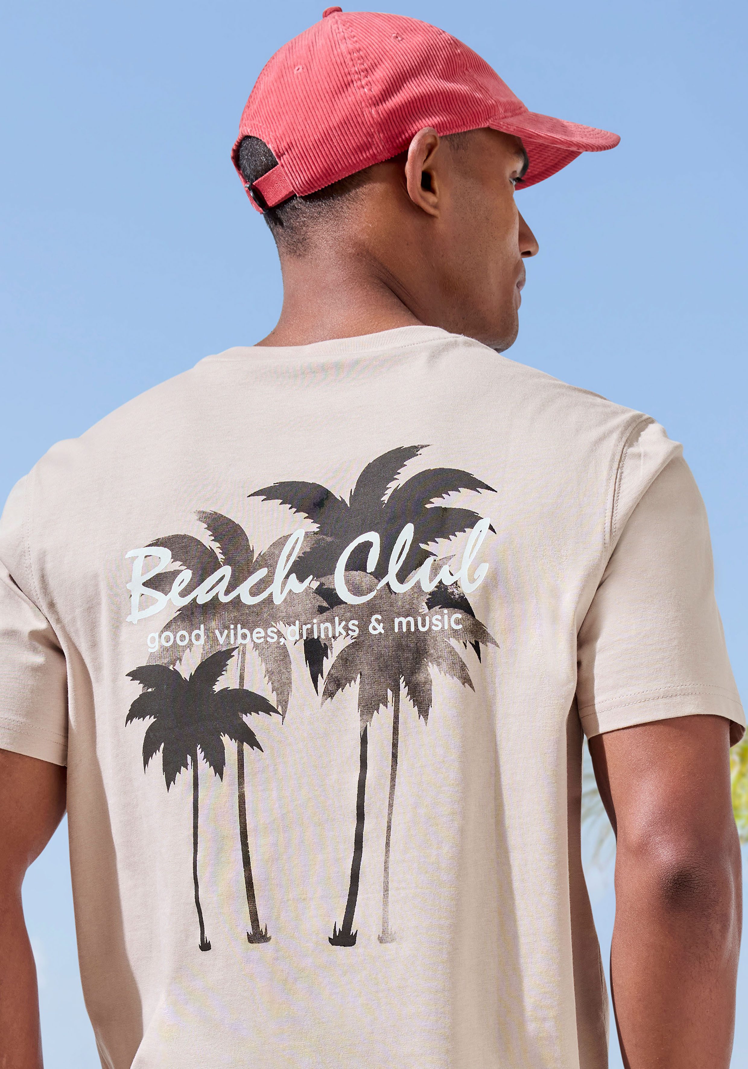 Beachtime T-shirt Met grote print op de rug