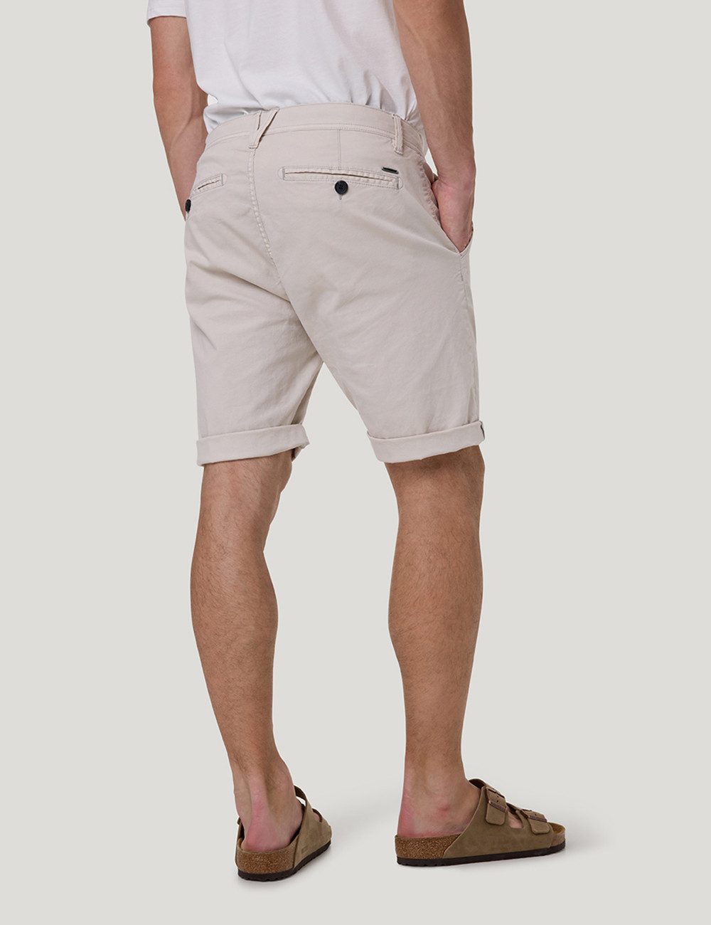 Pioneer Authentic Jeans Chino-short LENNY chino shorts in de four-pocket stijl