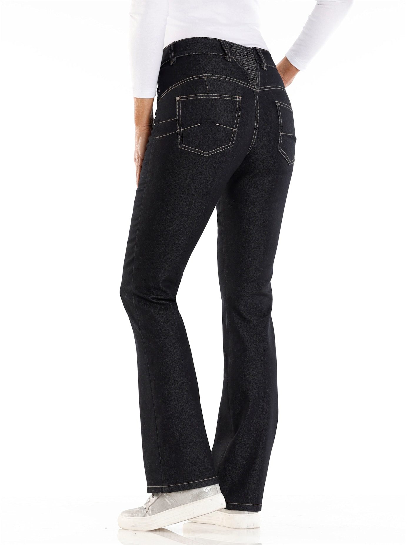 Classic Basics Bootcut jeans